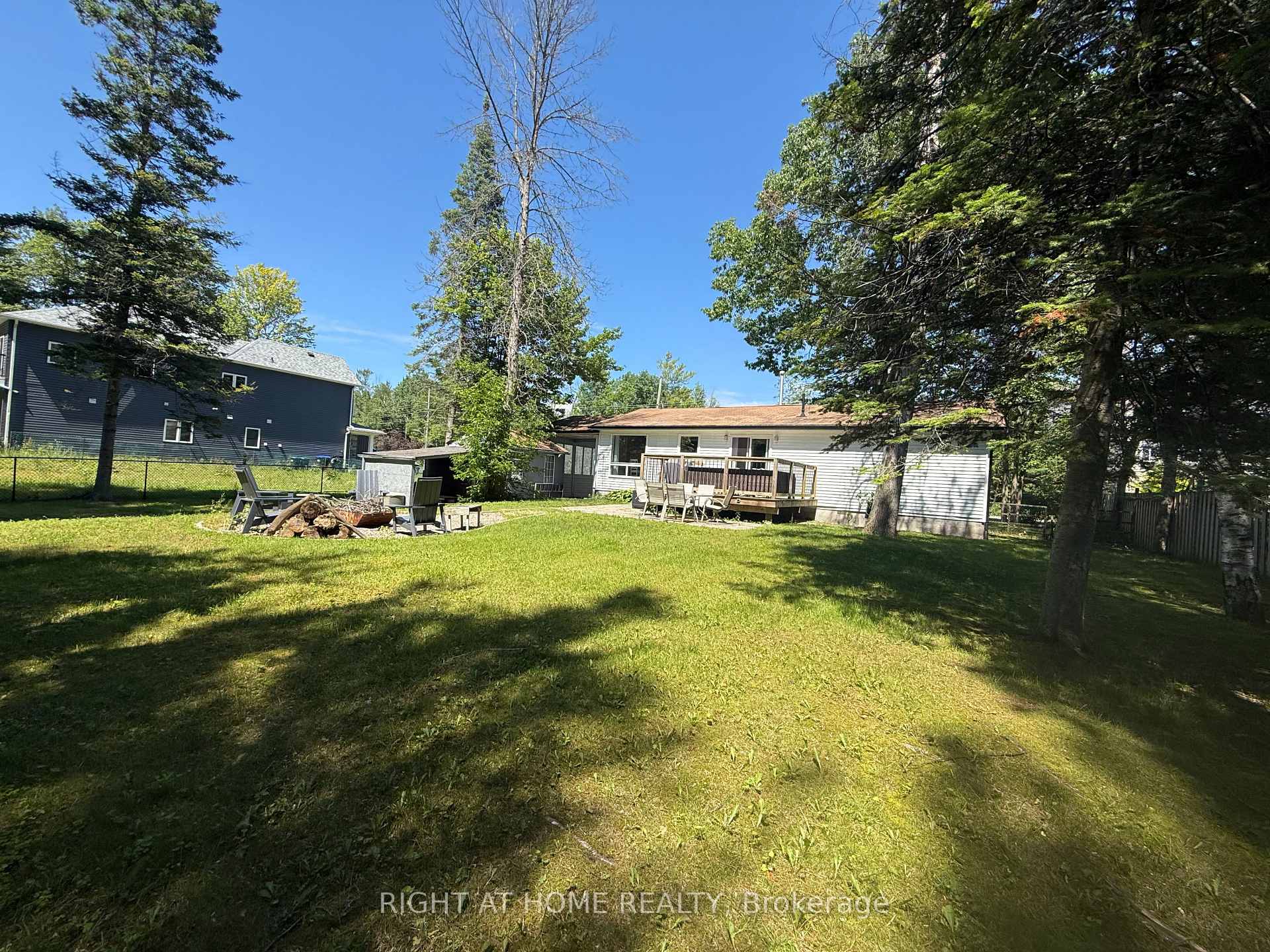 Photo 26 of 158 Zoo Park Road, Wasaga Beach — HOMEH