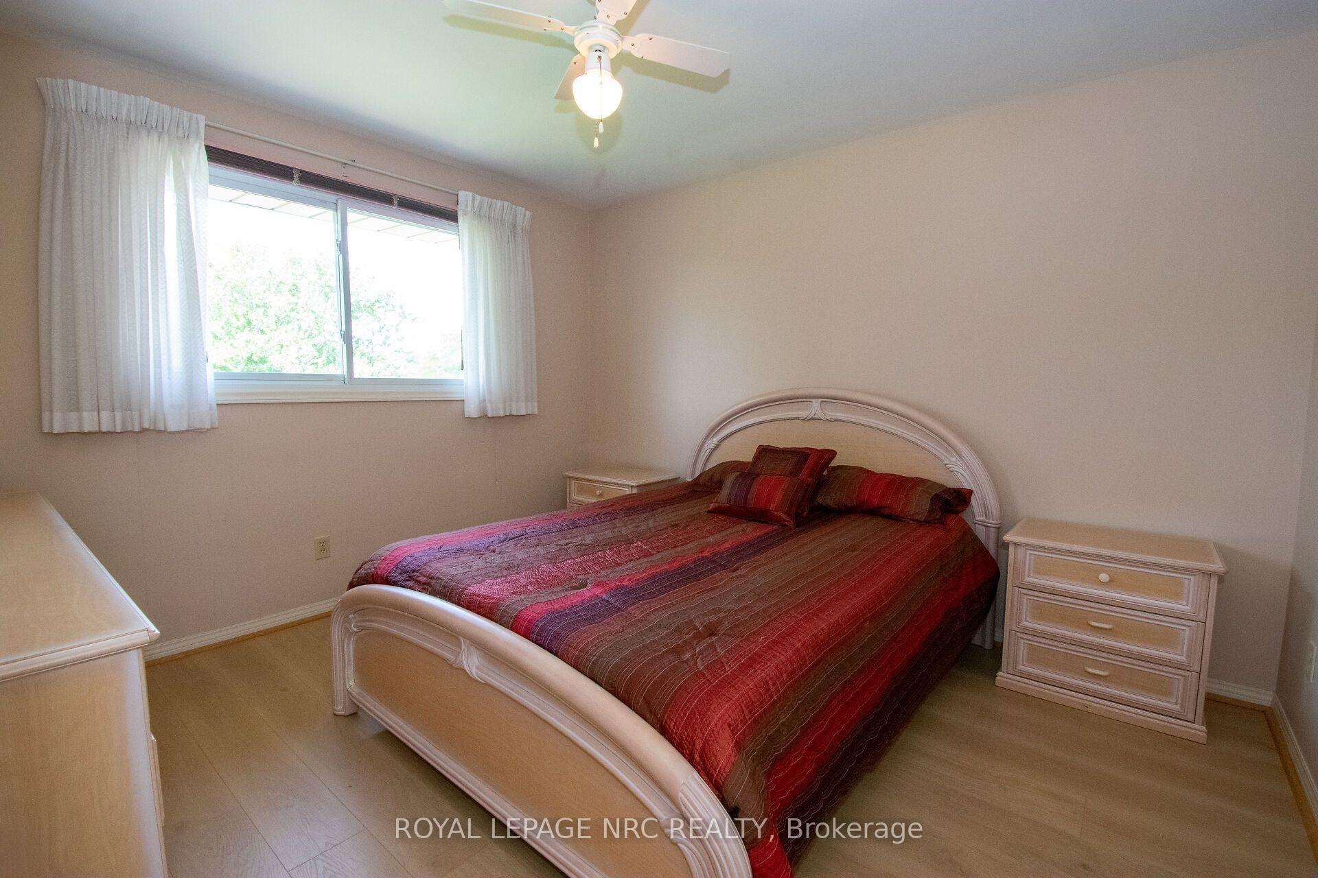 Photo 23 of 7 Dolly Circle, St. Catharines, Secord Woods — HOMEH