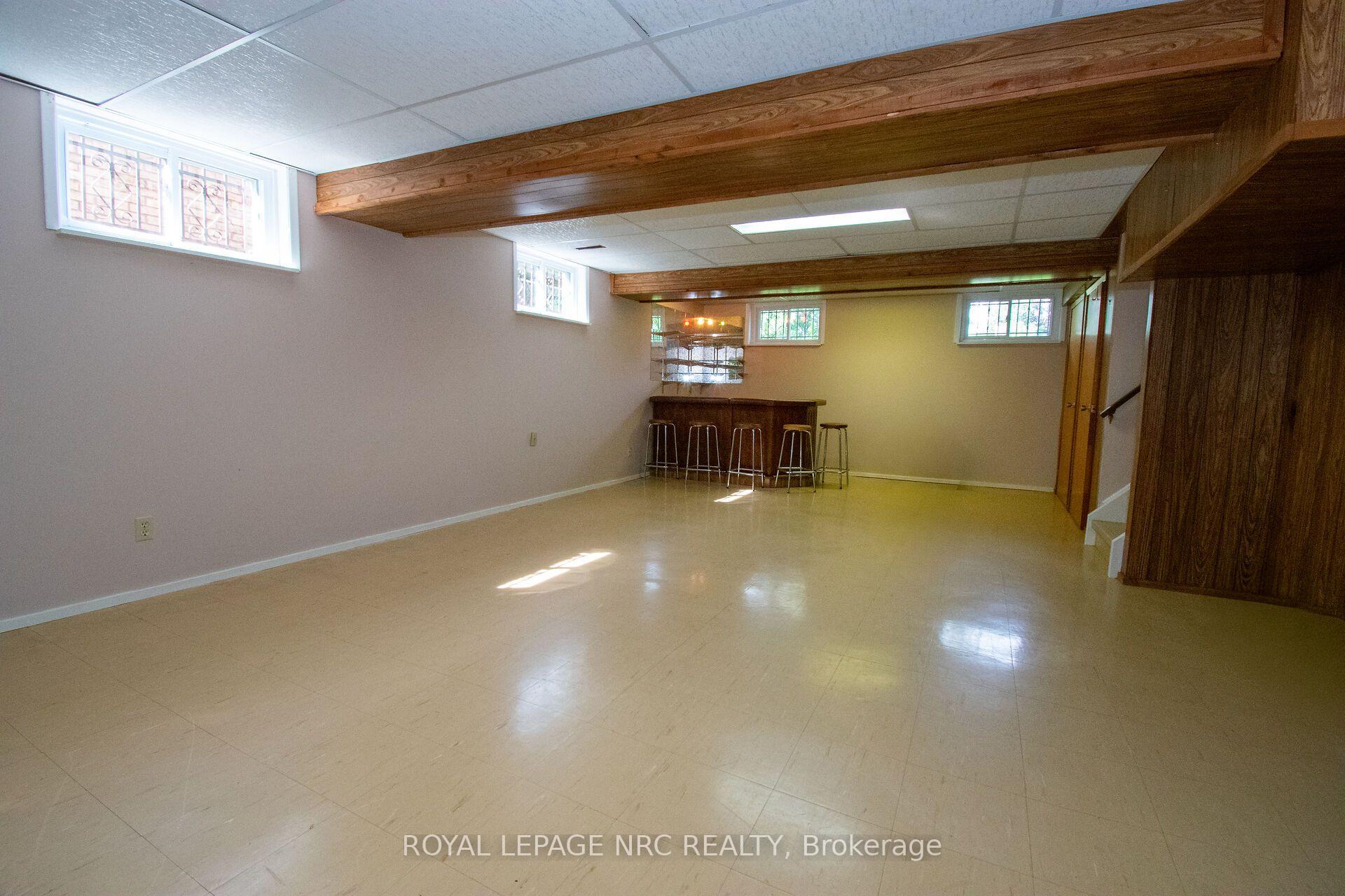 Photo 33 of 7 Dolly Circle, St. Catharines, Secord Woods — HOMEH