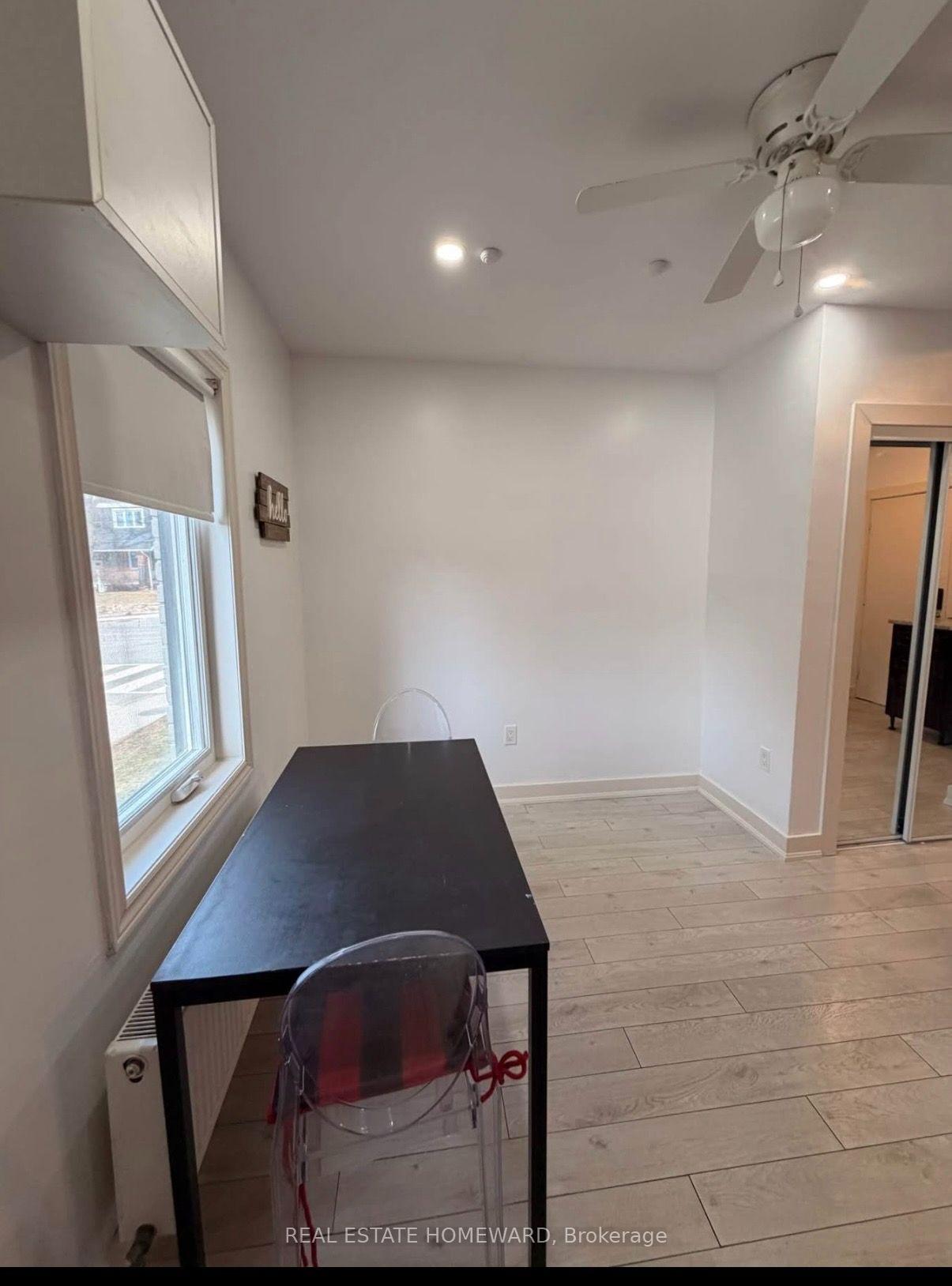 Photo 4 of Unit 5, 1659 Gerrard Street E, Toronto, Greenwood-Coxwell — HOMEH