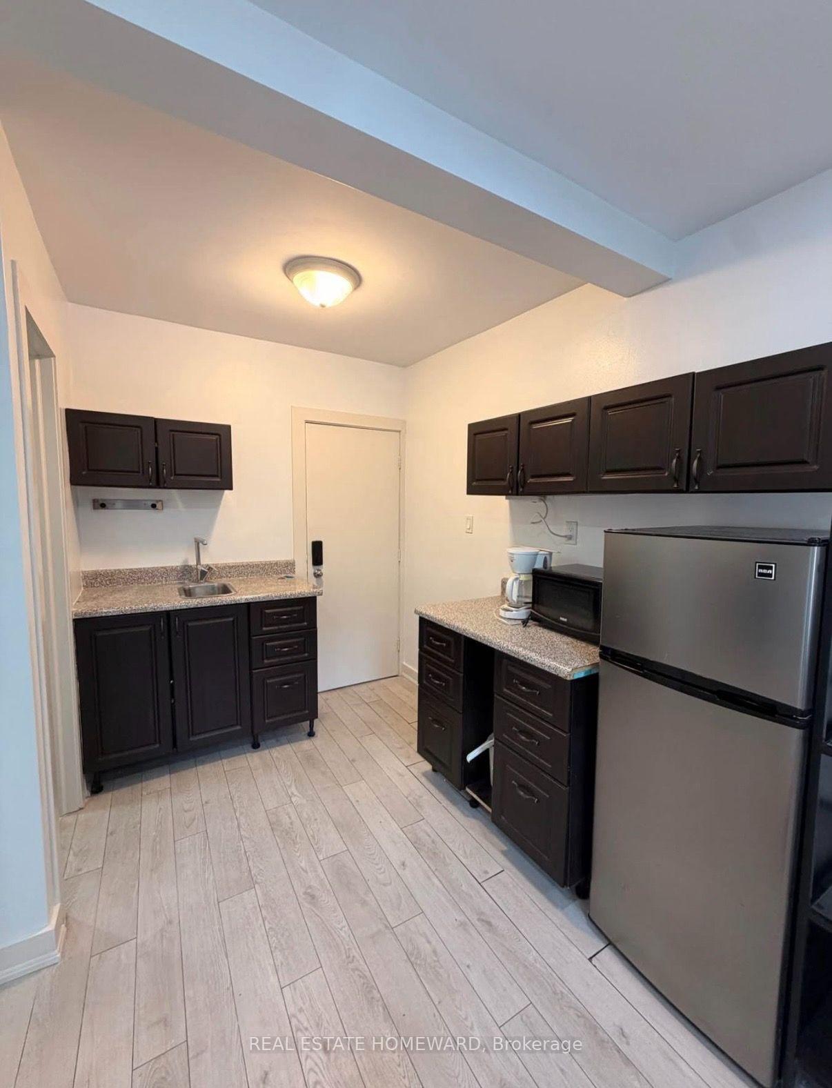Photo 9 of Unit 5, 1659 Gerrard Street E, Toronto, Greenwood-Coxwell — HOMEH