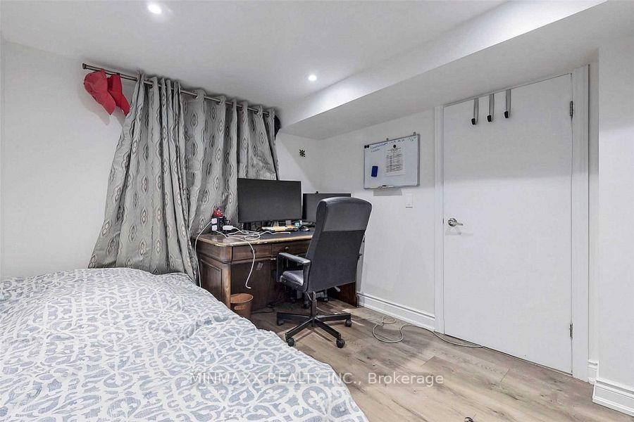 Photo 12 of 3 Fairway (Basement) Drive, Scarborough, Eglinton East — HOMEH
