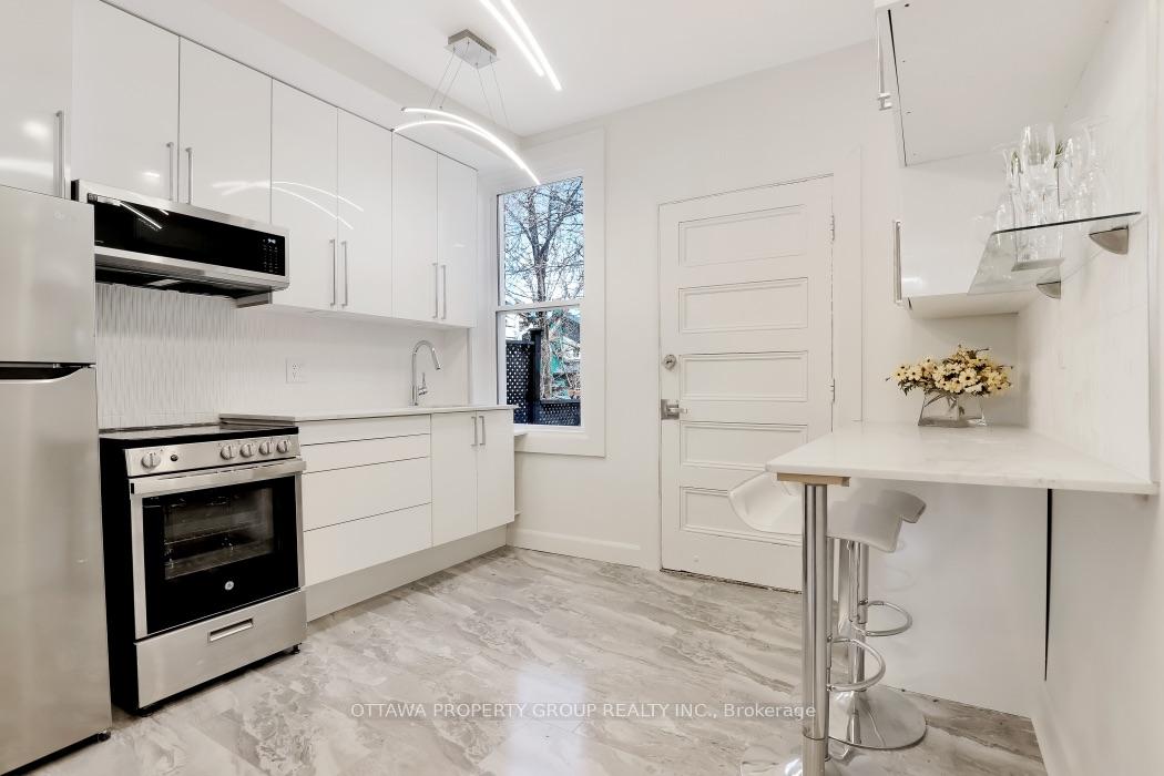 Photo 26 of Unit A, 149 Concord Street, Ottawa, Ottawa East — HOMEH