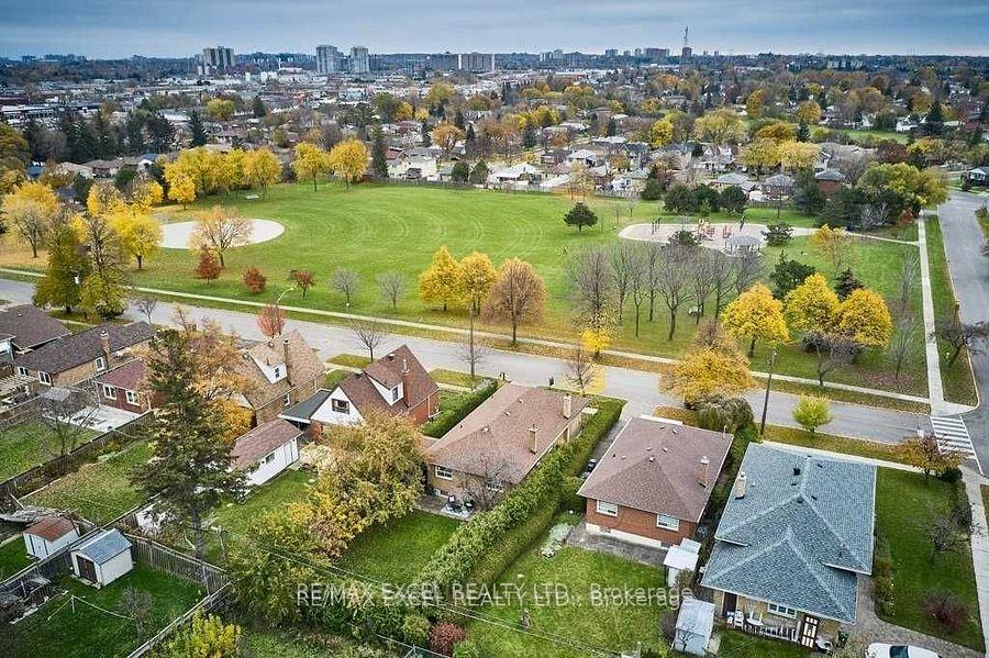 Photo 1 of Unit Lower Level, 6 Glaive Drive, Scarborough, Dorset Park — HOMEH