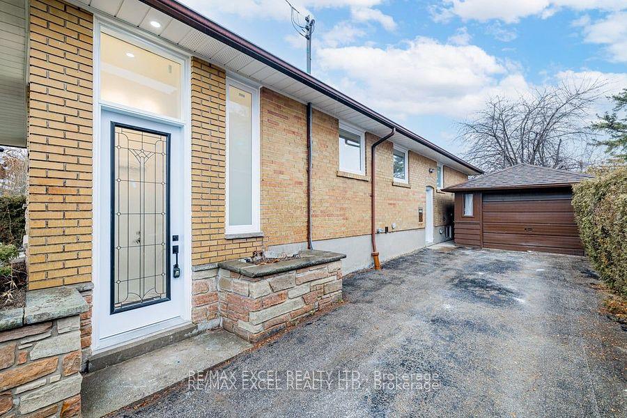 Photo 3 of Unit Lower Level, 6 Glaive Drive, Scarborough, Dorset Park — HOMEH