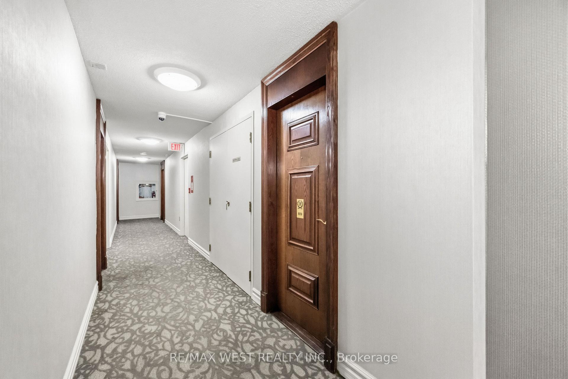 Photo 6 of Unit 809, 15 Michael Power Place, Etobicoke, Islington-City Centre West — HOMEH