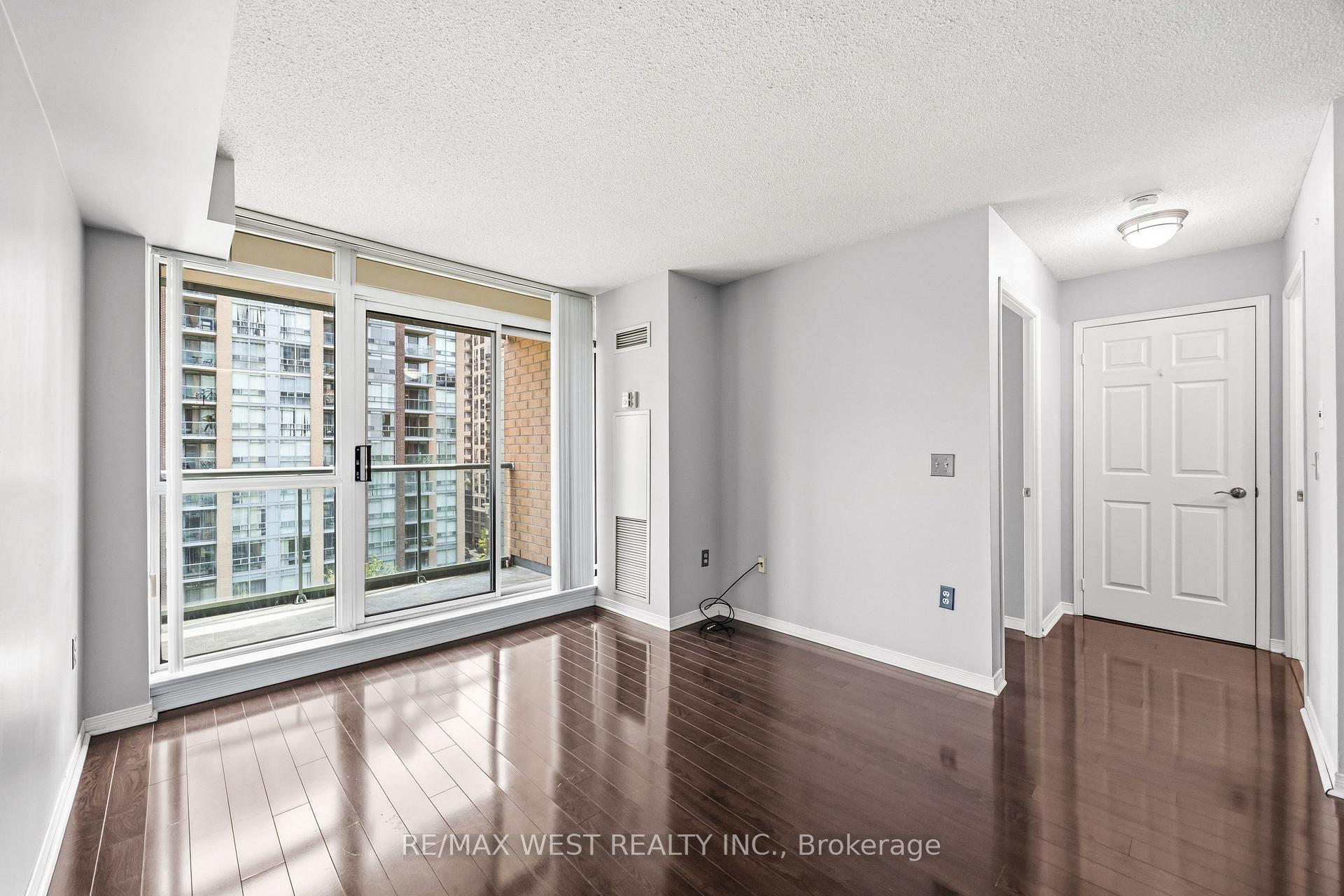 Photo 21 of Unit 809, 15 Michael Power Place, Etobicoke, Islington-City Centre West — HOMEH