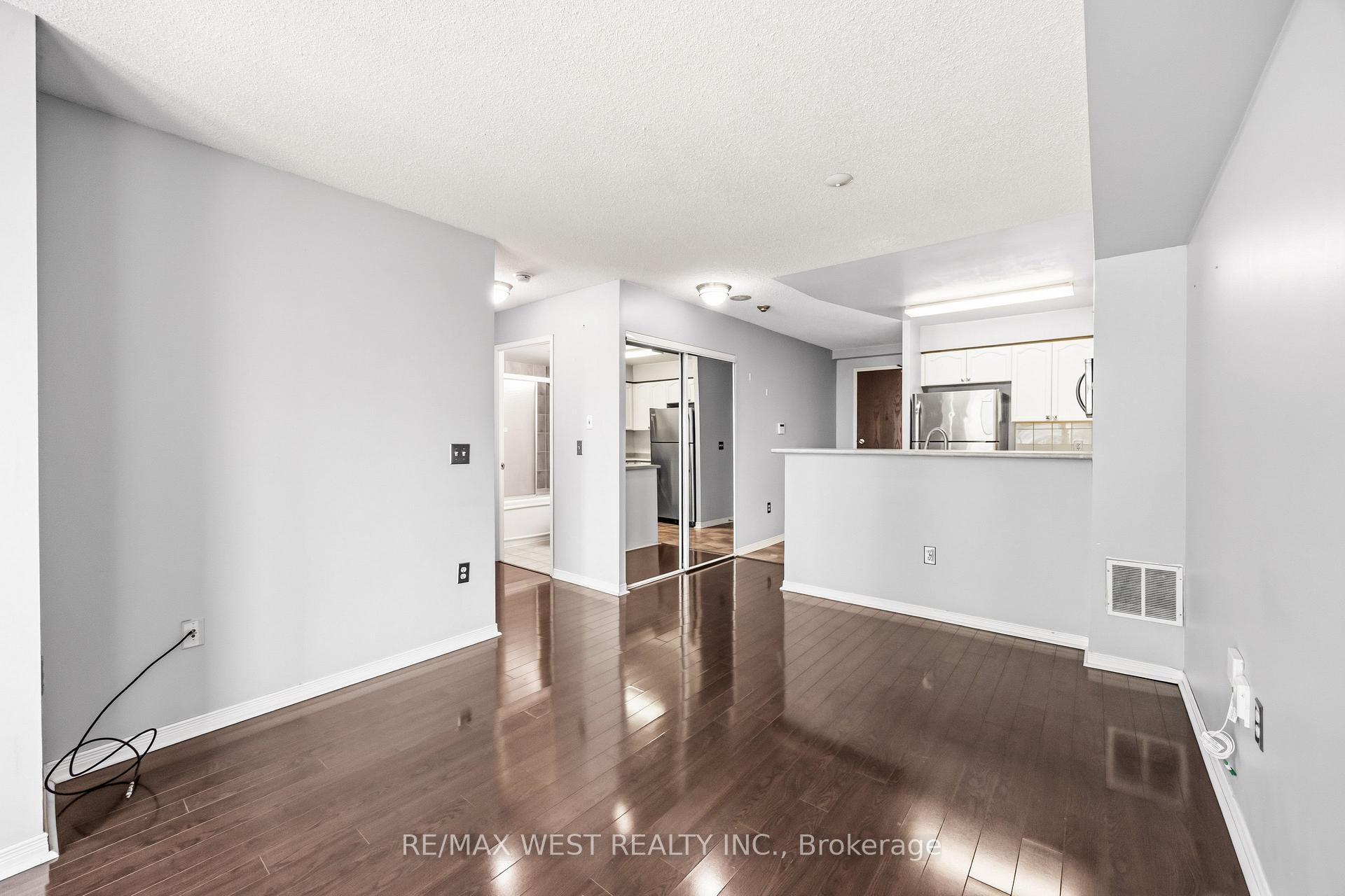Photo 23 of Unit 809, 15 Michael Power Place, Etobicoke, Islington-City Centre West — HOMEH