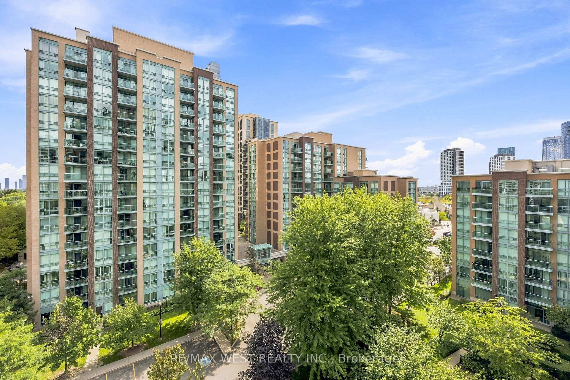 Photo 43 of Unit 809, 15 Michael Power Place, Etobicoke, Islington-City Centre West — HOMEH