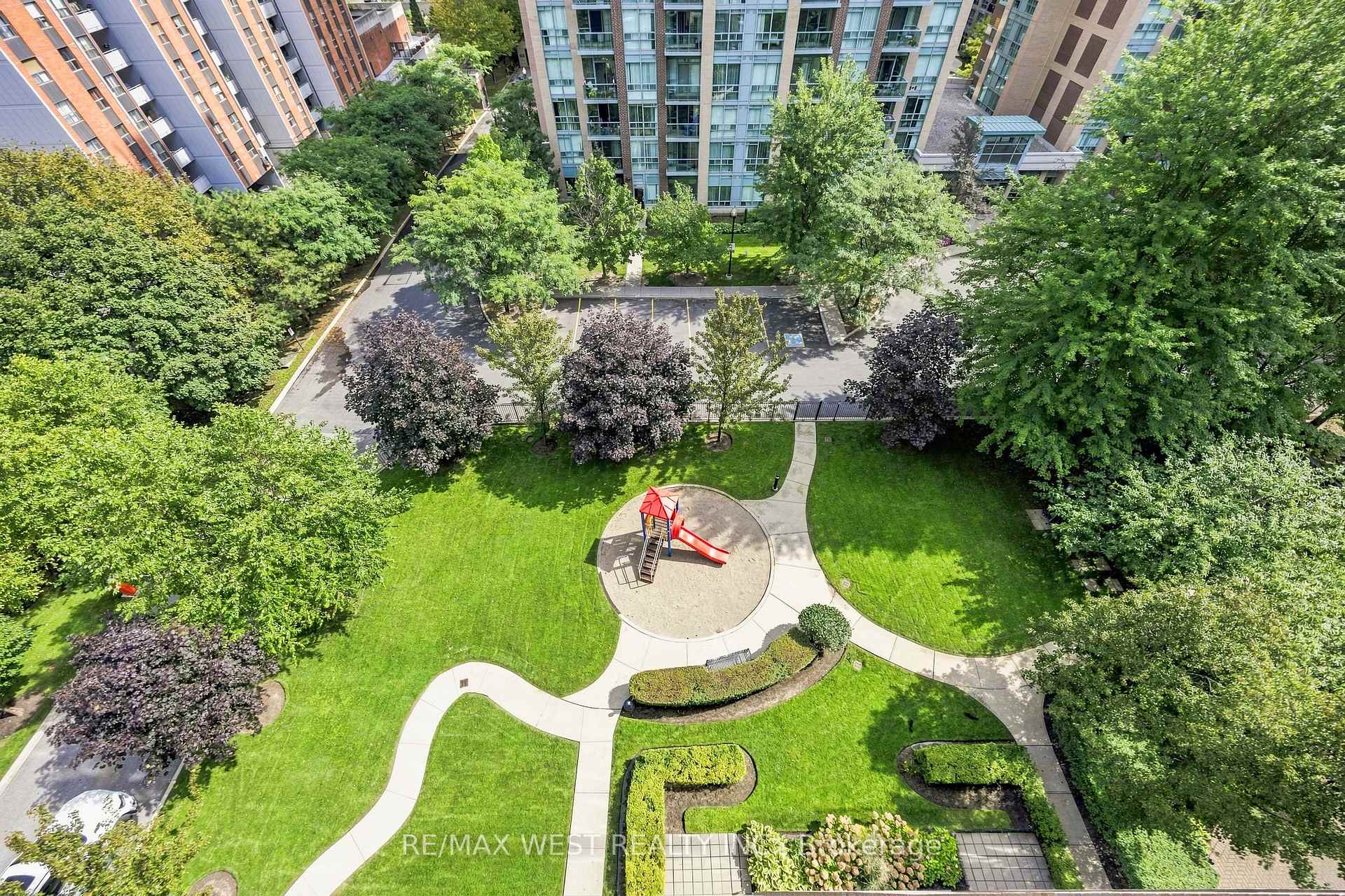 Photo 44 of Unit 809, 15 Michael Power Place, Etobicoke, Islington-City Centre West — HOMEH
