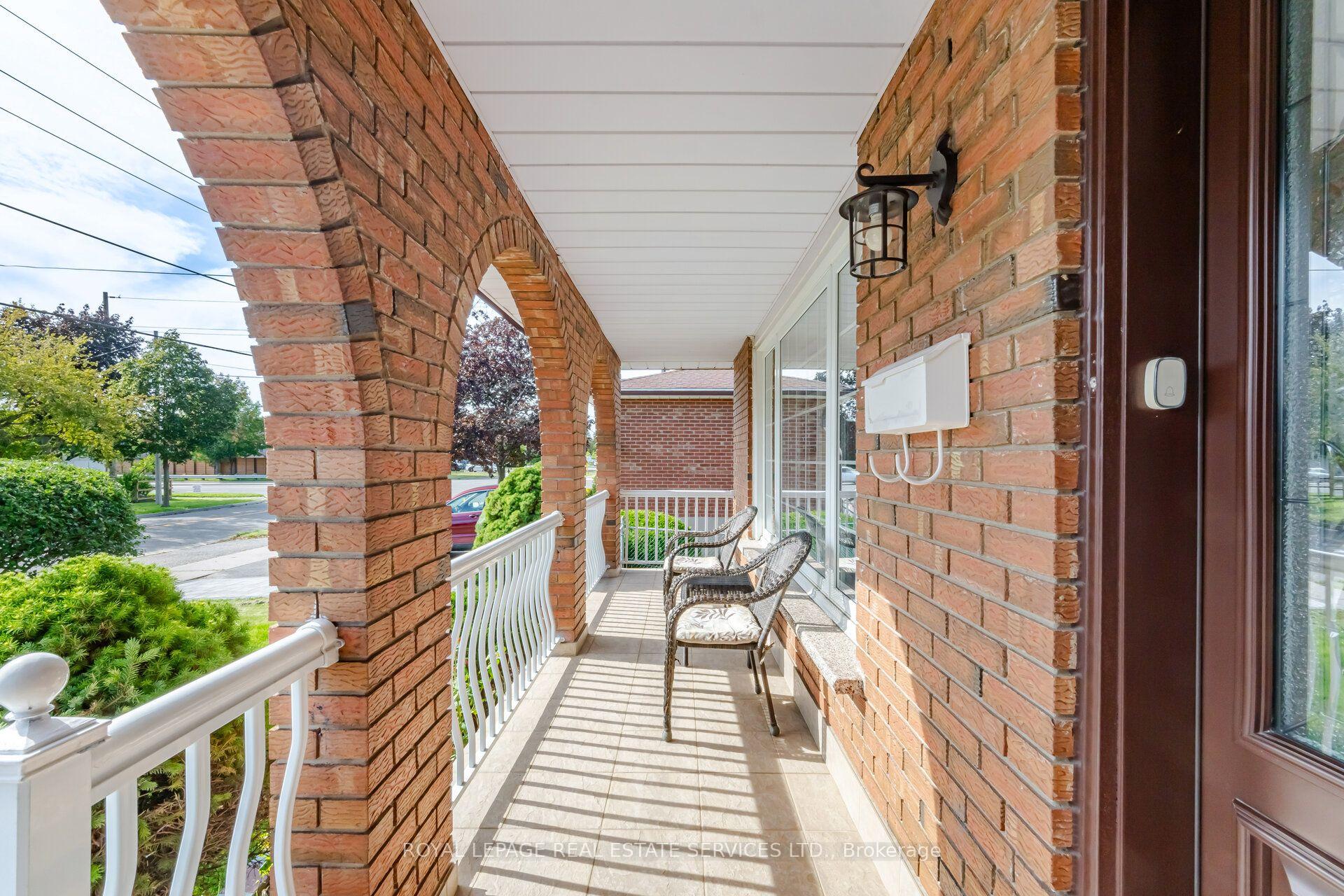 Photo 5 of 4107 Wilcox Road, Mississauga, Rathwood — HOMEH