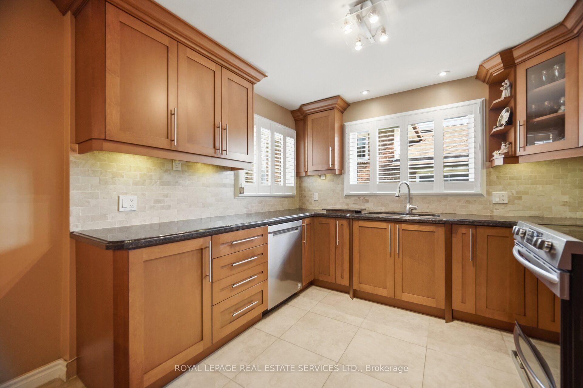 Photo 18 of 4107 Wilcox Road, Mississauga, Rathwood — HOMEH