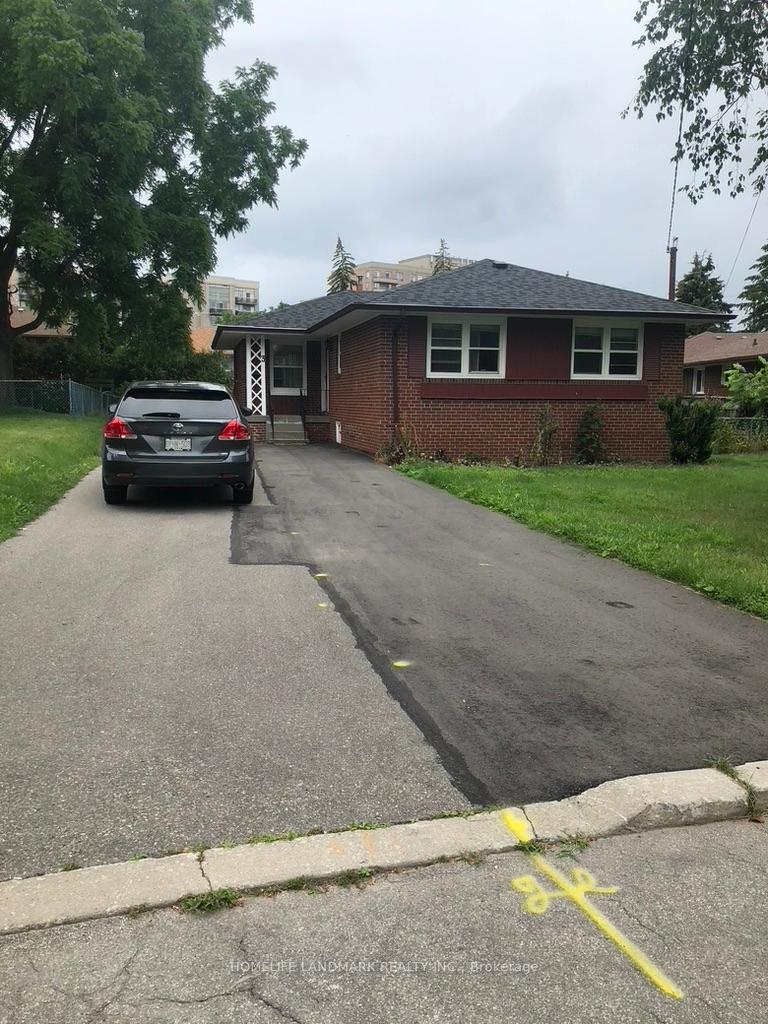 Photo 2 of Unit BSMT APT, 3 Tinder Crescent, North York, Victoria Village — HOMEH