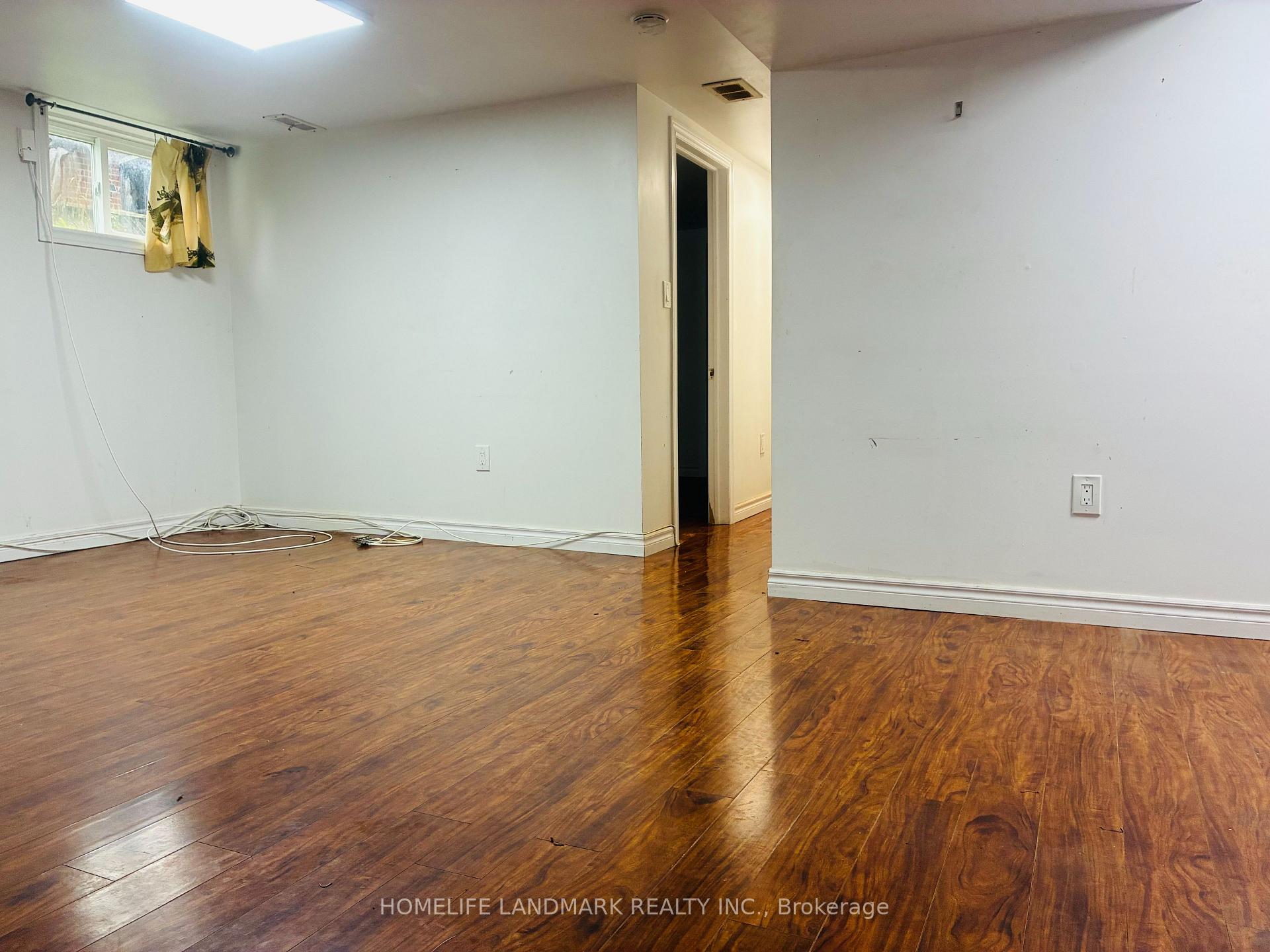 Photo 15 of Unit BSMT APT, 3 Tinder Crescent, North York, Victoria Village — HOMEH