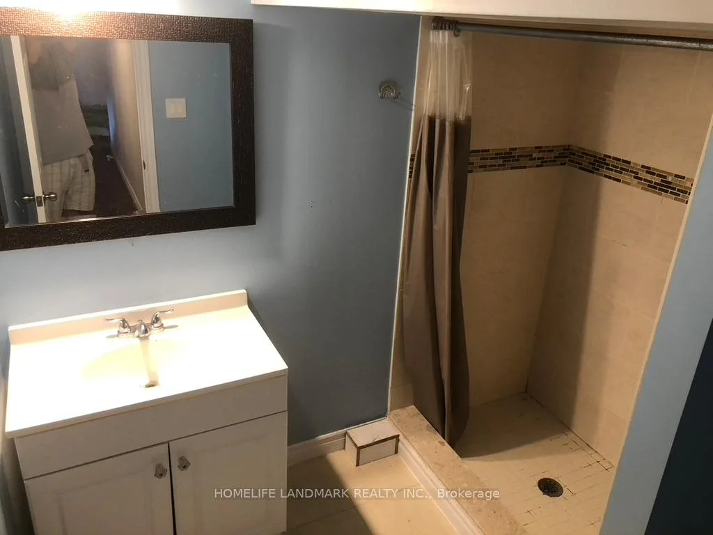 Photo 12 of Unit BSMT APT, 3 Tinder Crescent, North York, Victoria Village — HOMEH