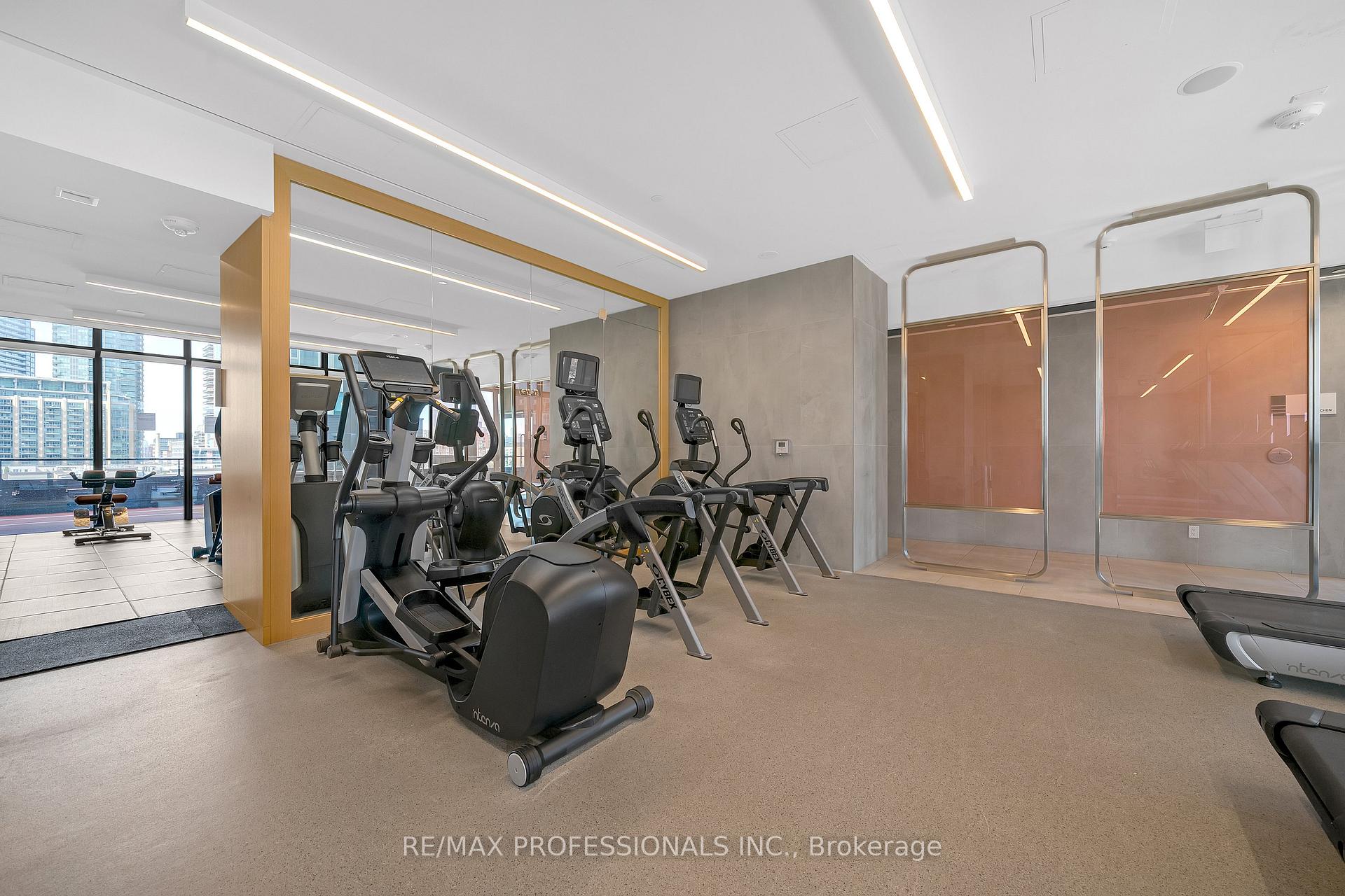 Photo 22 of 19 Western Battery Road, Toronto, Niagara — HOMEH