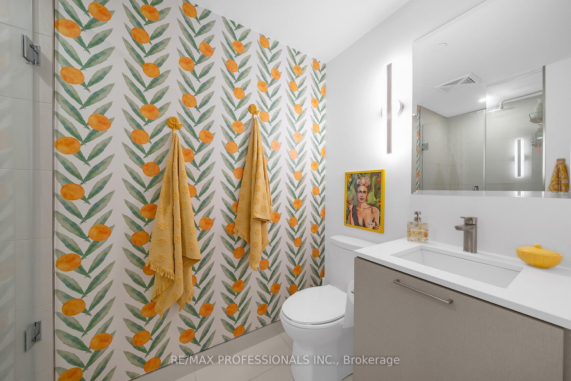 Photo 29 of 19 Western Battery Road, Toronto, Niagara — HOMEH