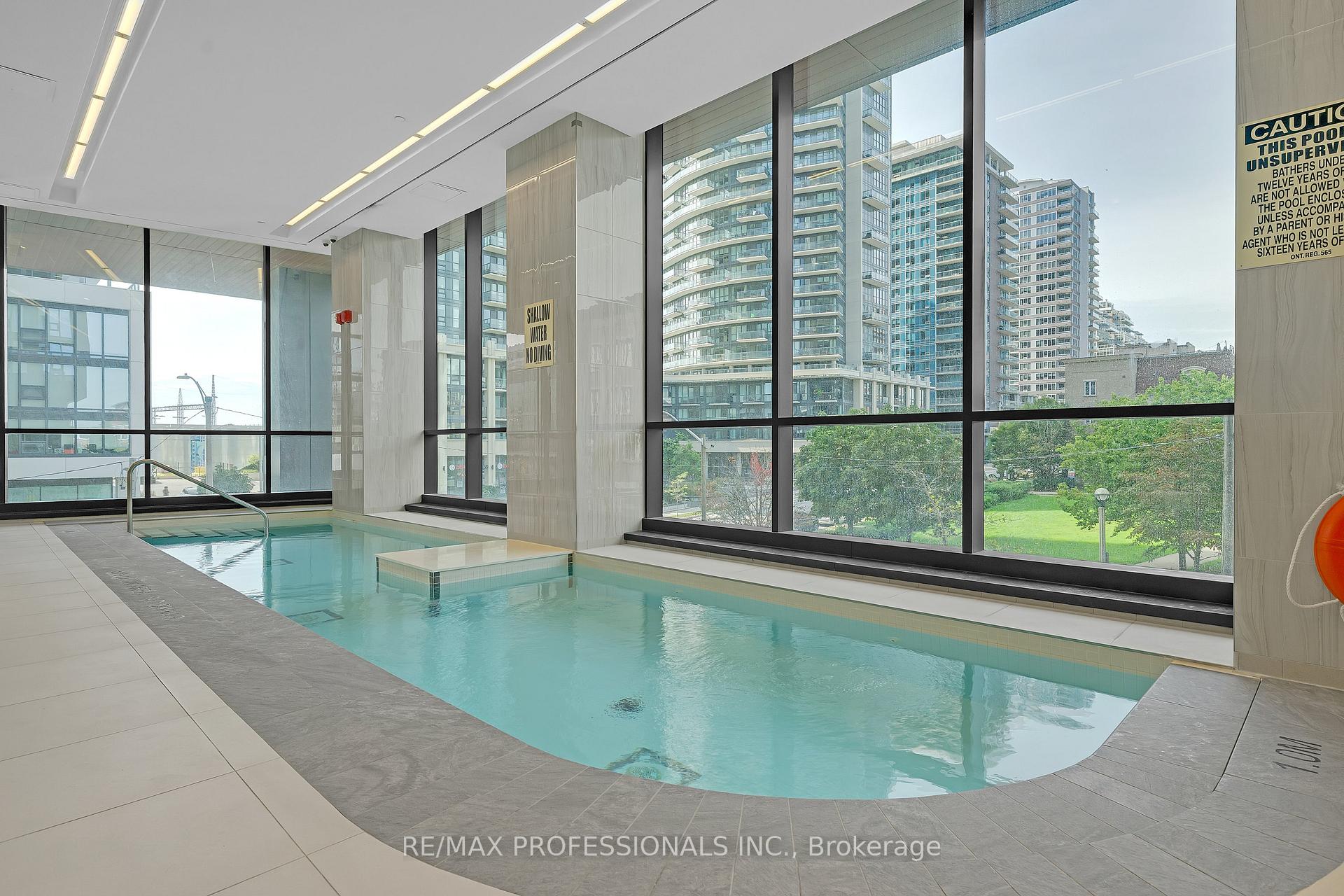 Photo 42 of 19 Western Battery Road, Toronto, Niagara — HOMEH