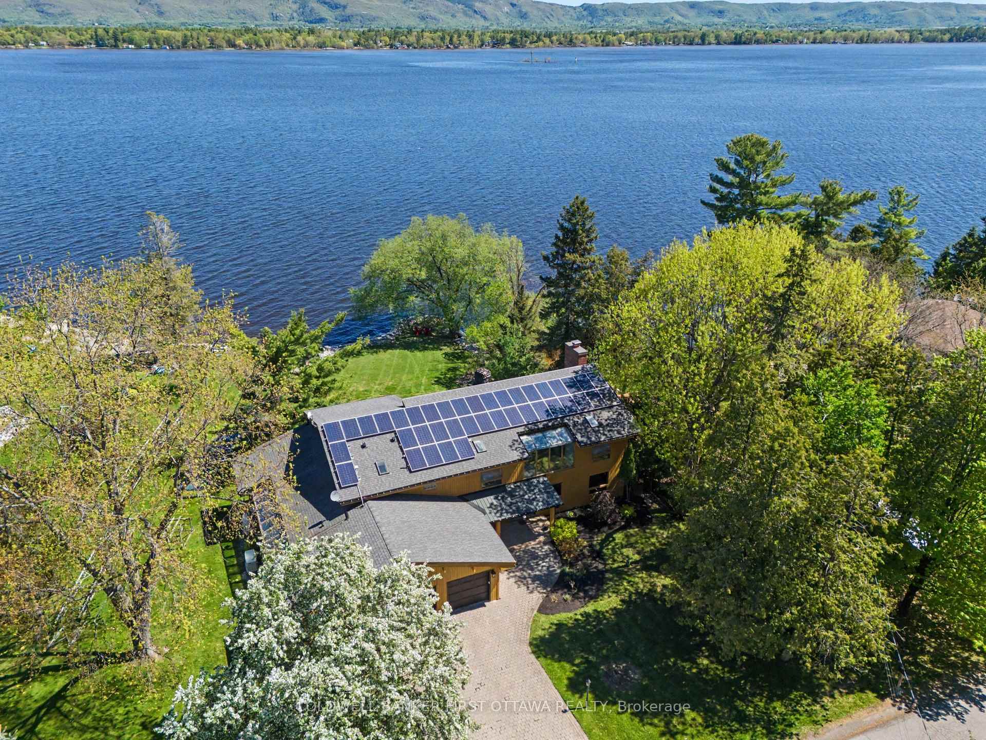 Photo 3 of 3842 Armitage Avenue, Ottawa, Dunrobin Shores — HOMEH