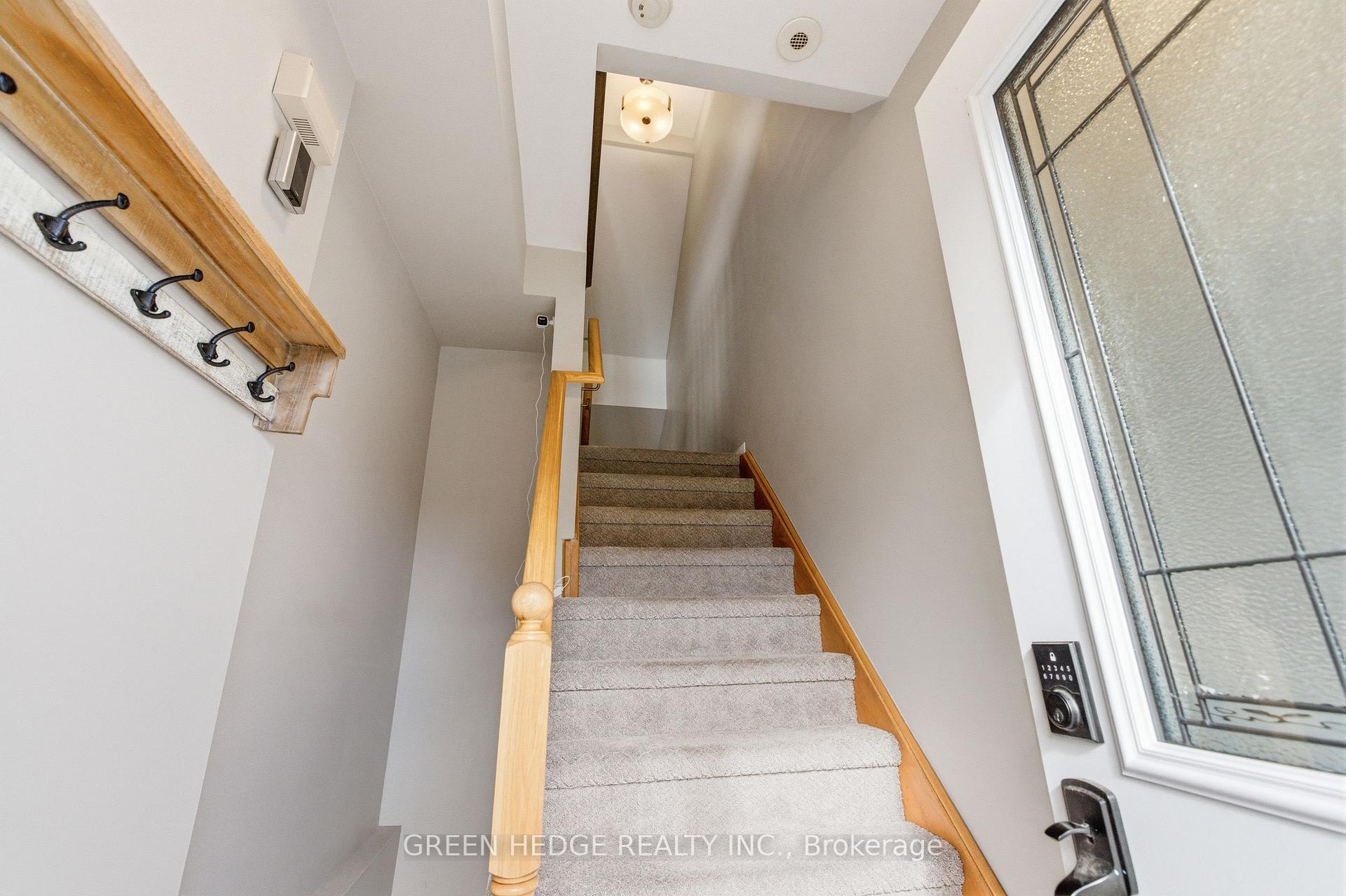 Photo 4 of 1557 Hummingbird Court, Pickering, Highbush — HOMEH
