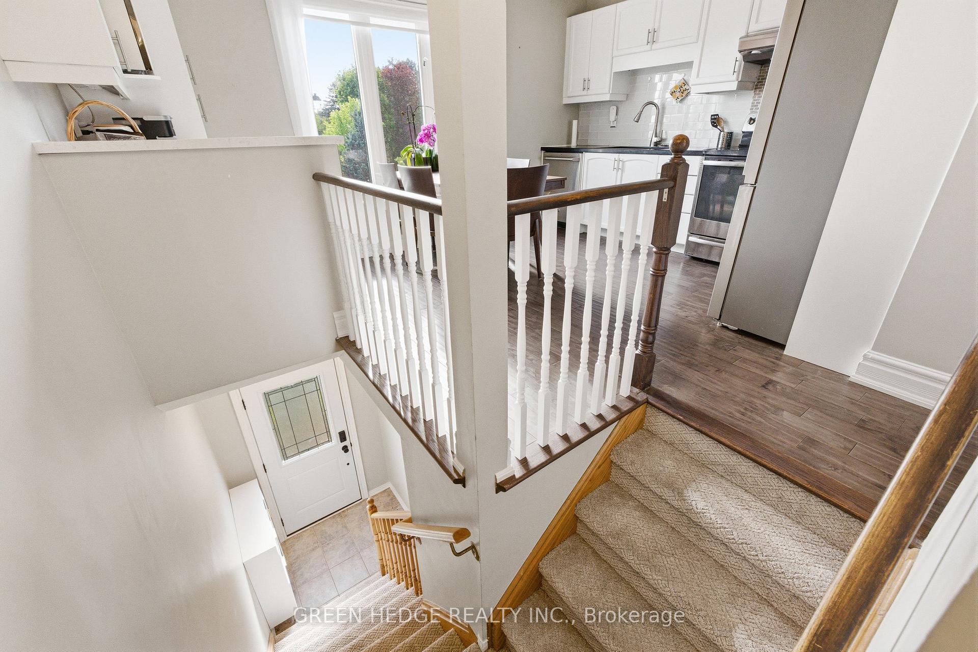 Photo 6 of 1557 Hummingbird Court, Pickering, Highbush — HOMEH