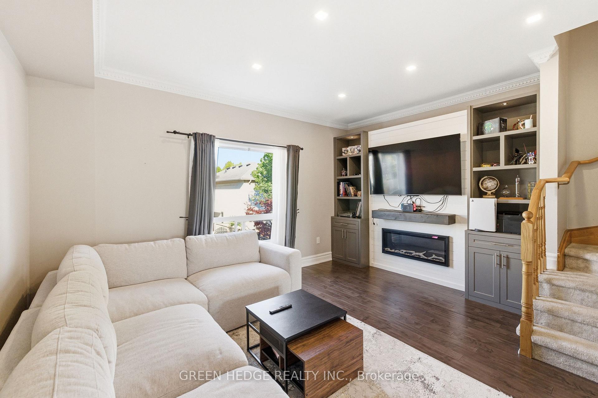 Photo 13 of 1557 Hummingbird Court, Pickering, Highbush — HOMEH