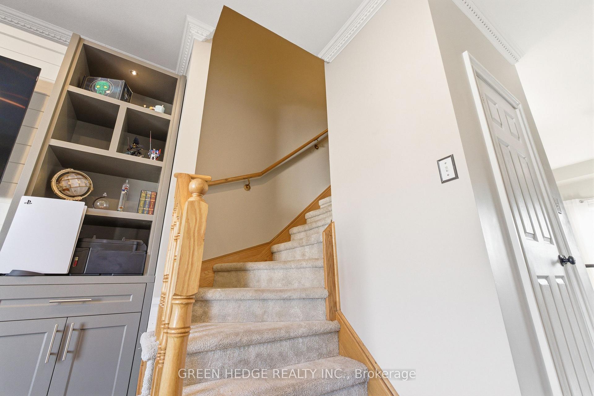 Photo 15 of 1557 Hummingbird Court, Pickering, Highbush — HOMEH