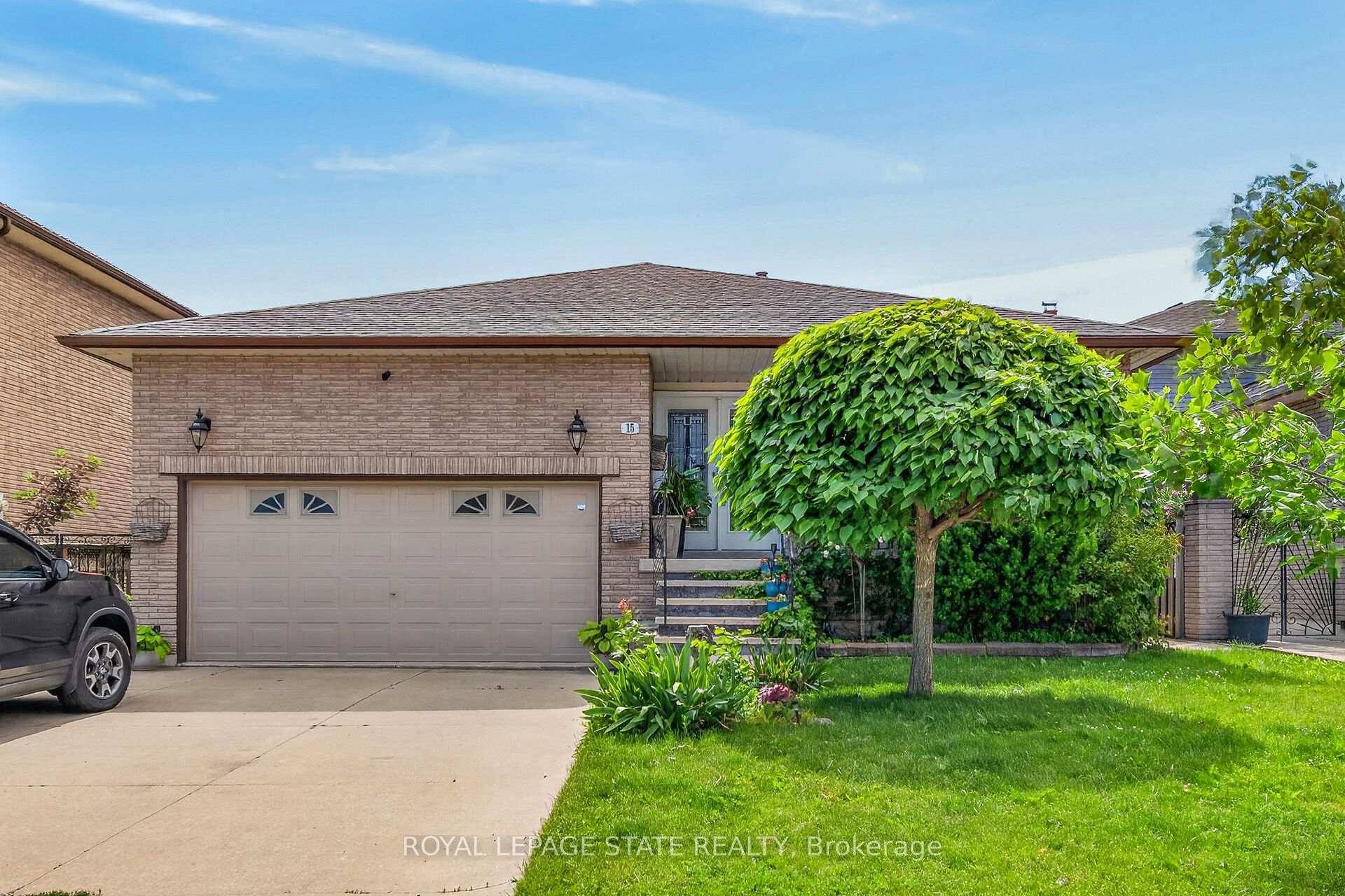 Photo 2 of 15 Ellen Avenue, Hamilton, Gershome — HOMEH