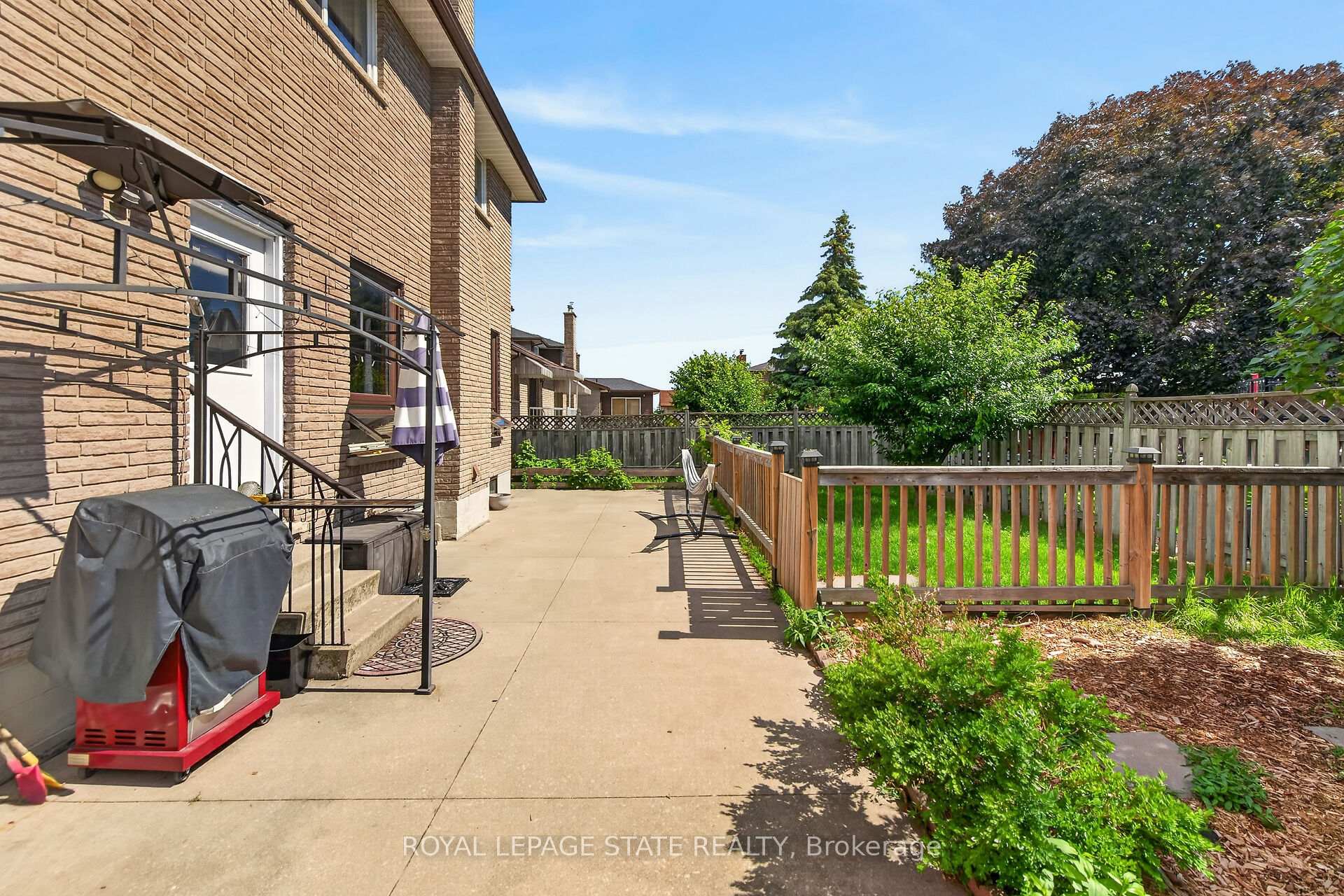 Photo 45 of 15 Ellen Avenue, Hamilton, Gershome — HOMEH