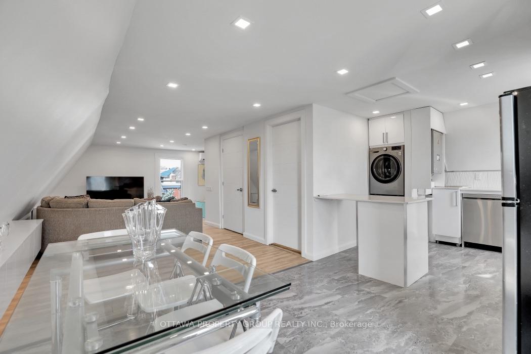 Photo 8 of Unit C, 149 Concord Street, Ottawa, Ottawa East — HOMEH
