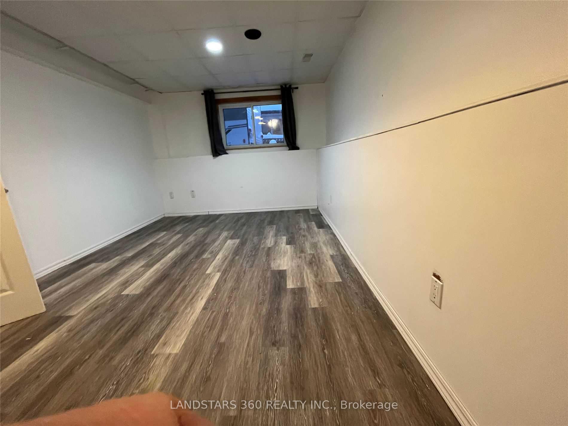 Photo 5 of Unit Lower, 204 Bayview Avenue, Georgina, Keswick South — HOMEH