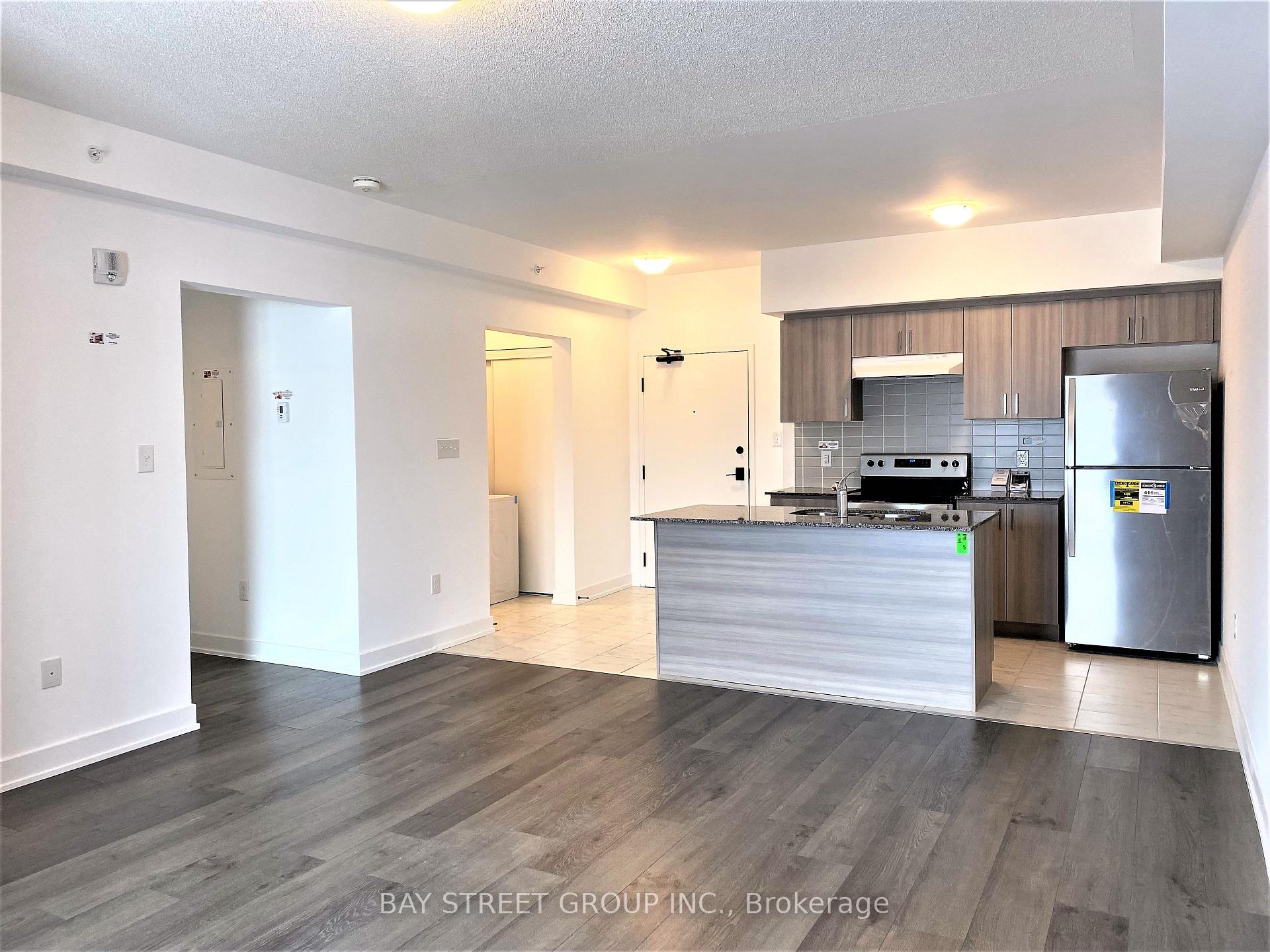 Photo 2 of Unit 414, 4 Spice Way, Barrie, Rural Barrie Southeast — HOMEH