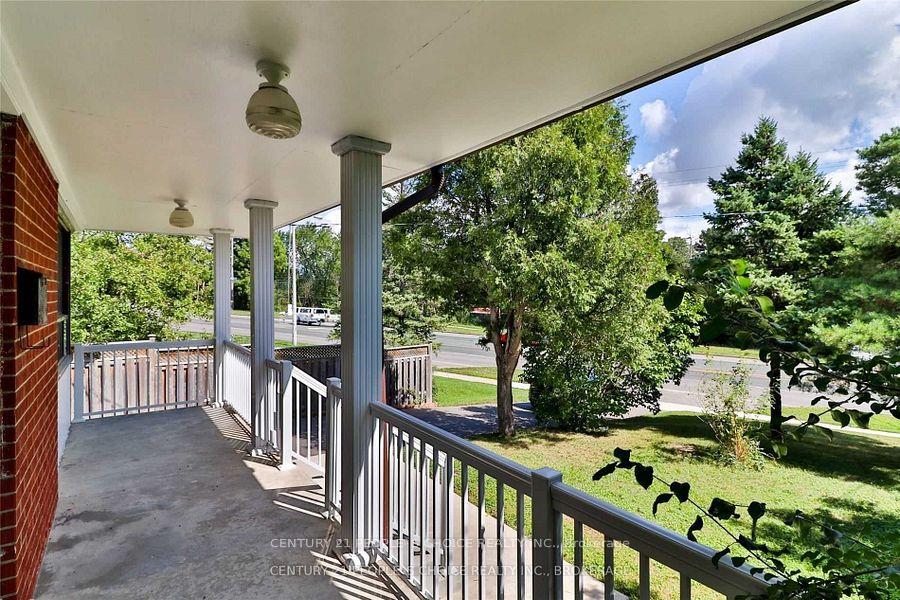 Photo 10 of 317 Albion Road, Etobicoke, Elms-Old Rexdale — HOMEH