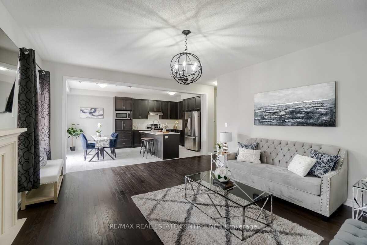 Photo 8 of 11 Ingleside Road, Brampton, Credit Valley — HOMEH