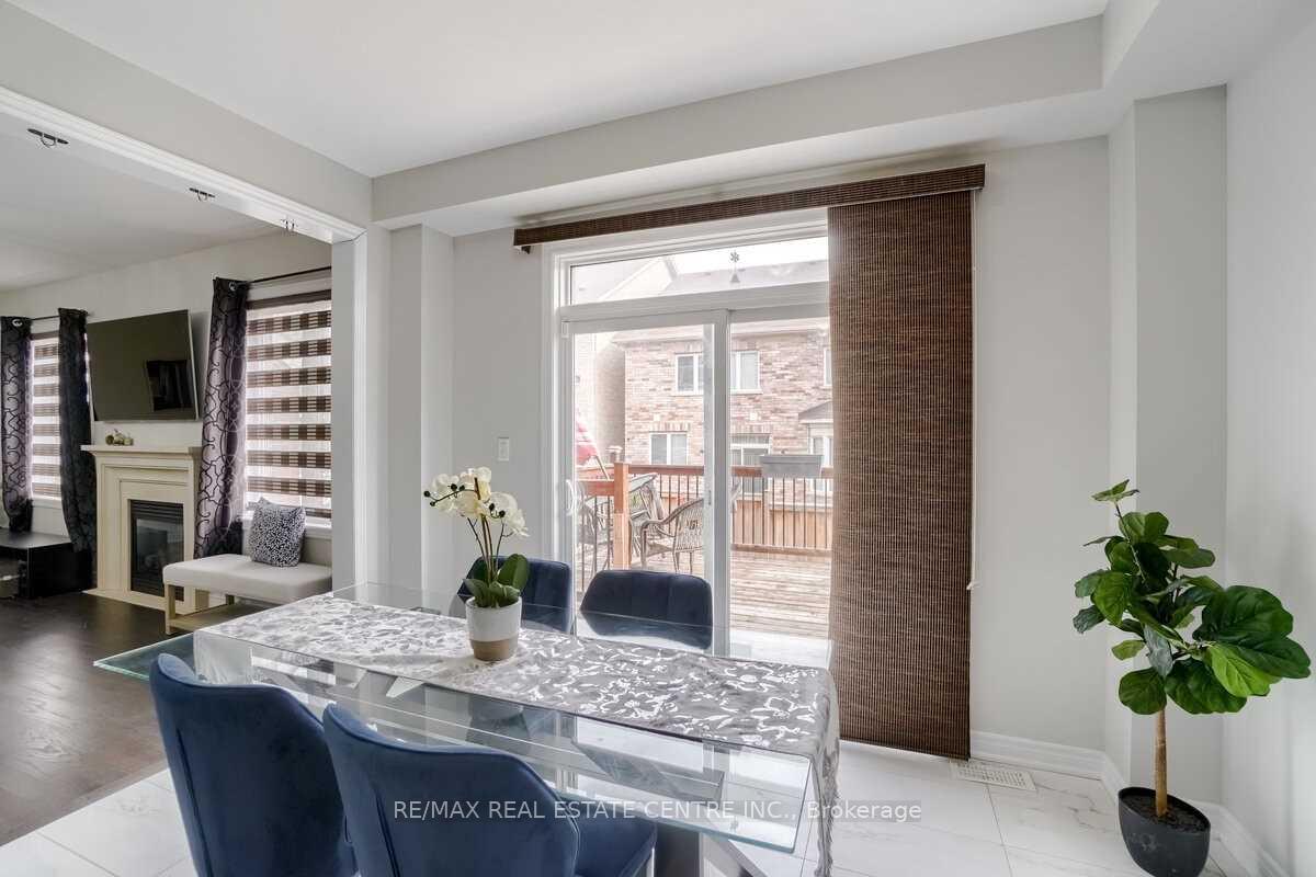 Photo 12 of 11 Ingleside Road, Brampton, Credit Valley — HOMEH