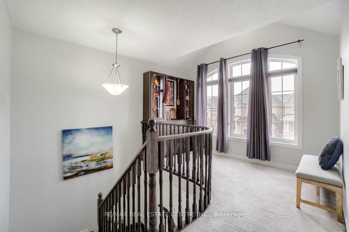 Photo 16 of 11 Ingleside Road, Brampton, Credit Valley — HOMEH