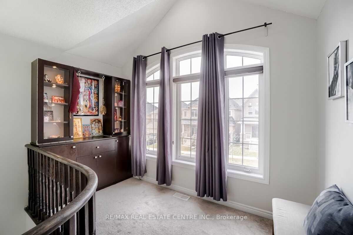 Photo 17 of 11 Ingleside Road, Brampton, Credit Valley — HOMEH