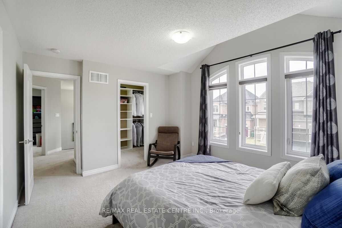 Photo 23 of 11 Ingleside Road, Brampton, Credit Valley — HOMEH