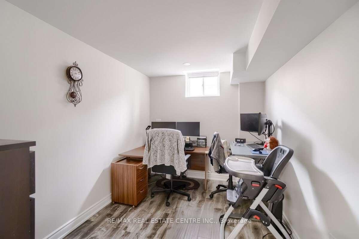 Photo 35 of 11 Ingleside Road, Brampton, Credit Valley — HOMEH