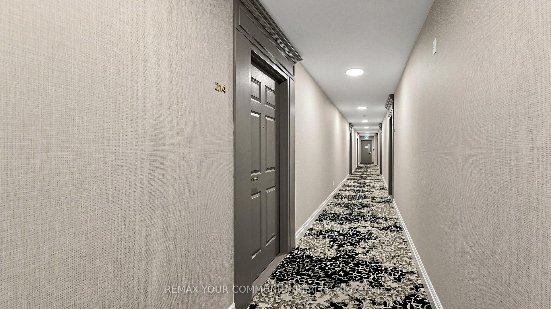 Photo 6 of Unit 214, 33 Wallace Street, Vaughan, West Woodbridge — HOMEH