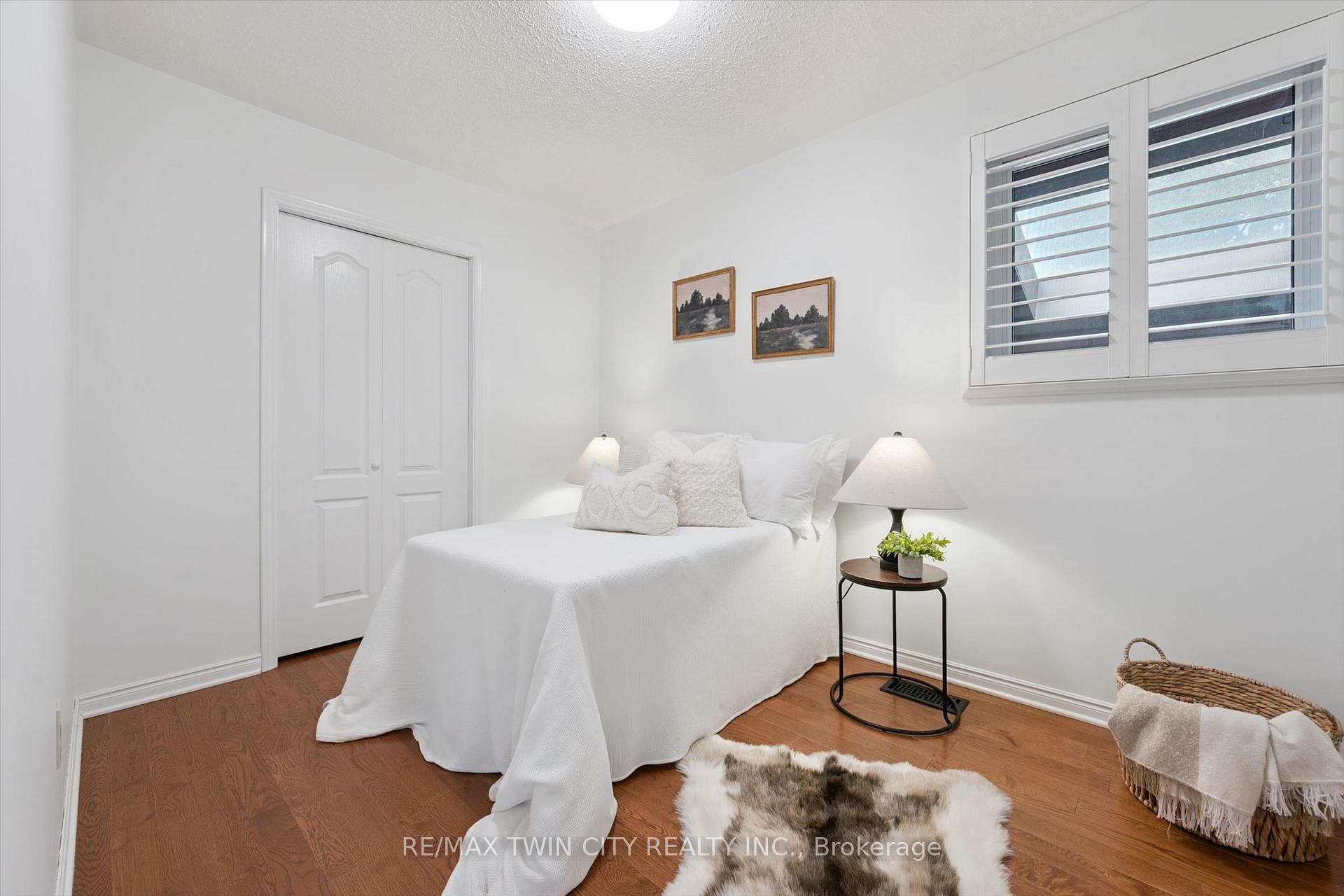 Photo 13 of 33 Maccoll Place, Haldimand — HOMEH