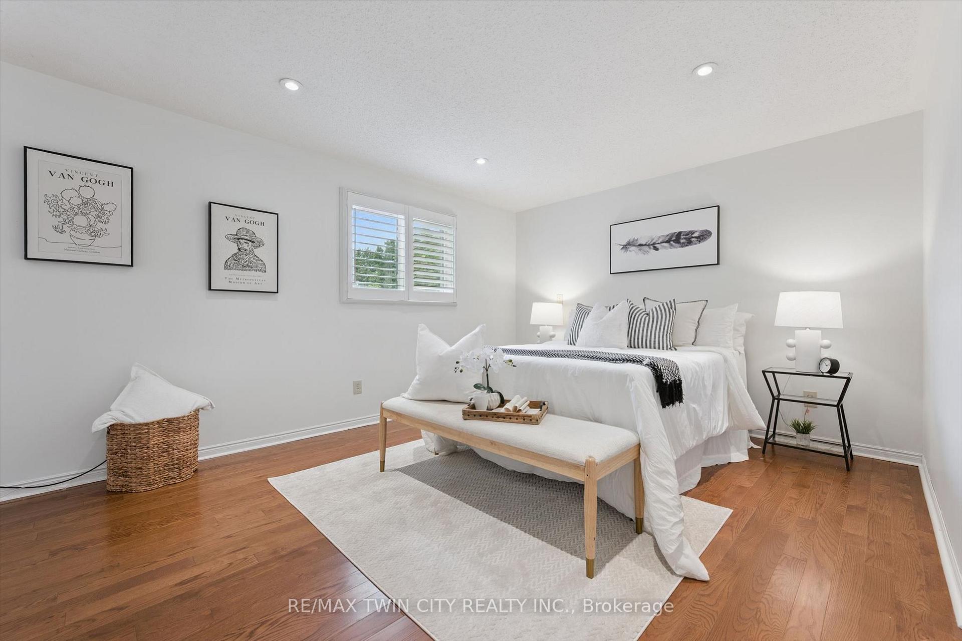 Photo 15 of 33 Maccoll Place, Haldimand — HOMEH