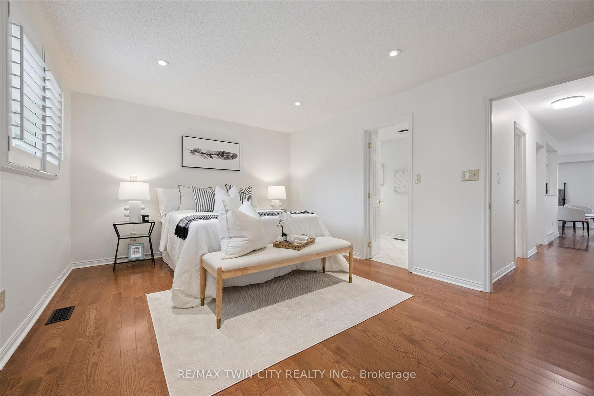 Photo 16 of 33 Maccoll Place, Haldimand — HOMEH