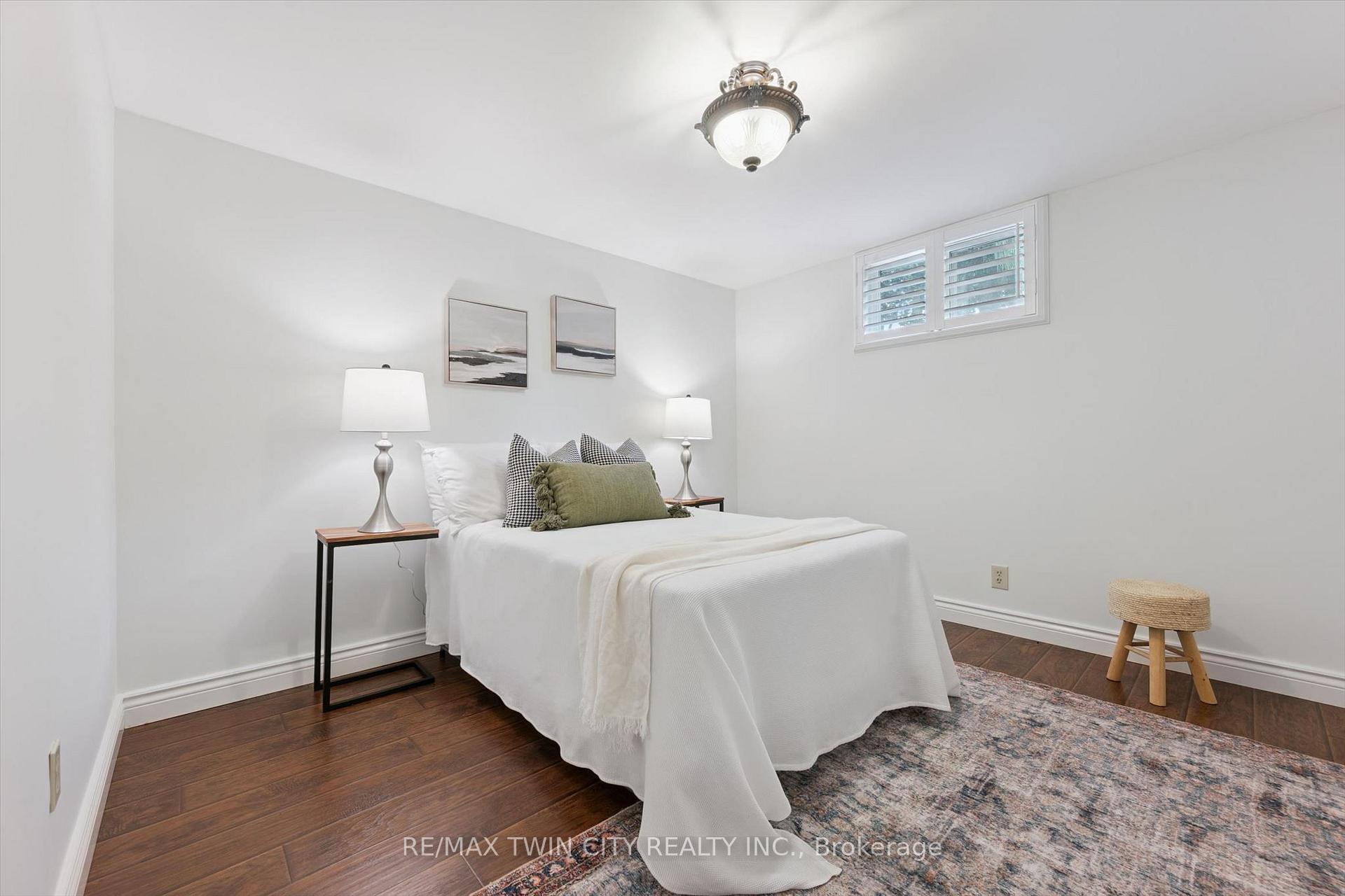 Photo 26 of 33 Maccoll Place, Haldimand — HOMEH