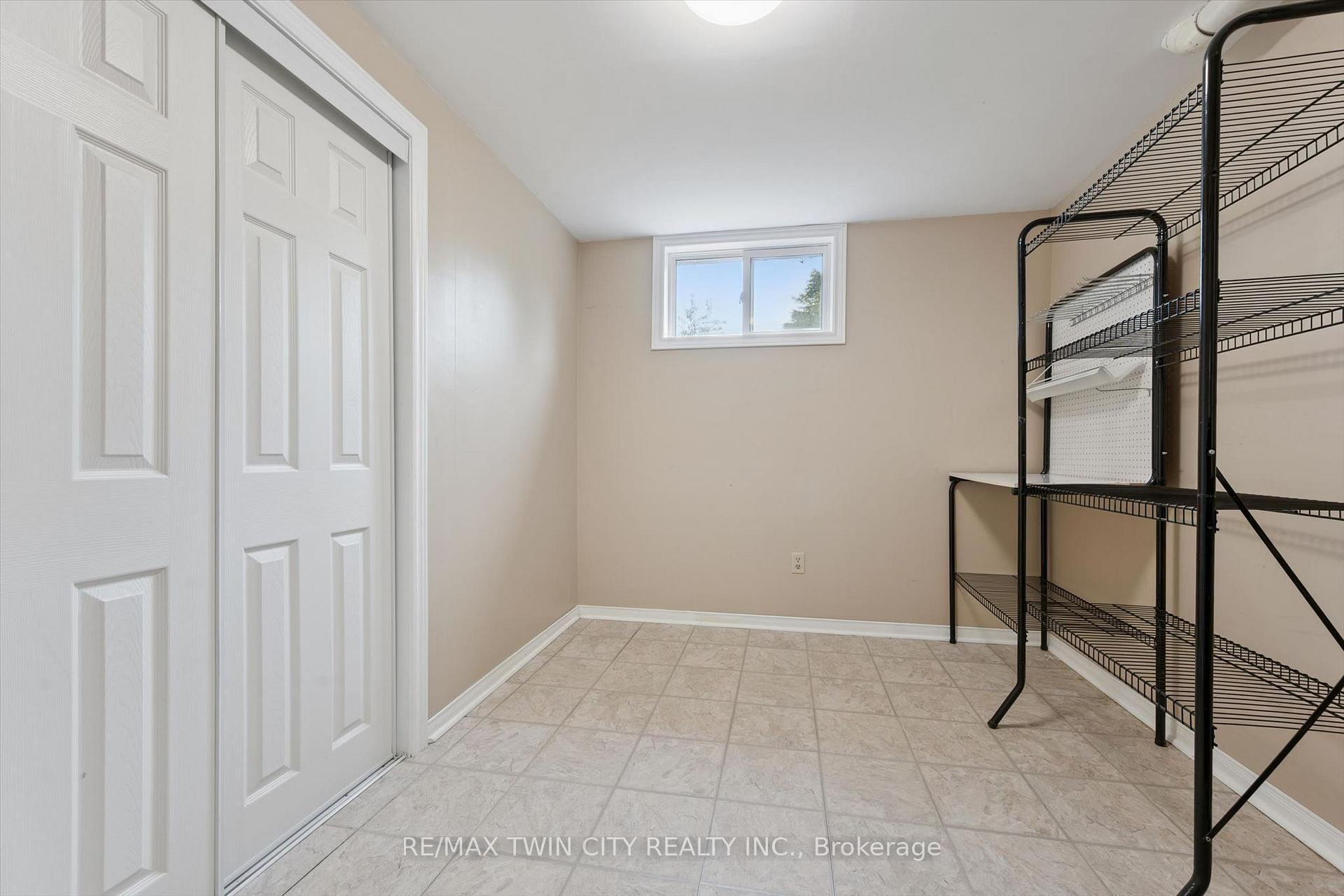 Photo 29 of 33 Maccoll Place, Haldimand — HOMEH