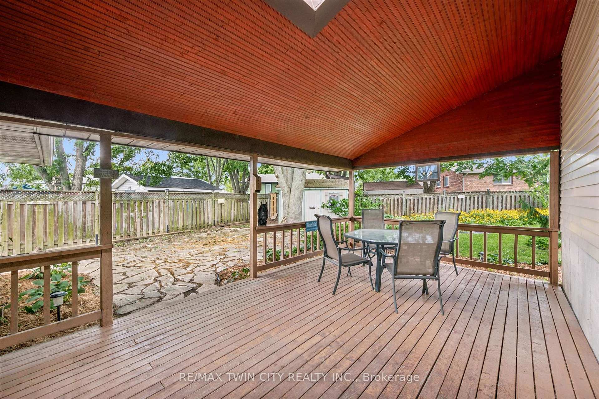 Photo 30 of 33 Maccoll Place, Haldimand — HOMEH