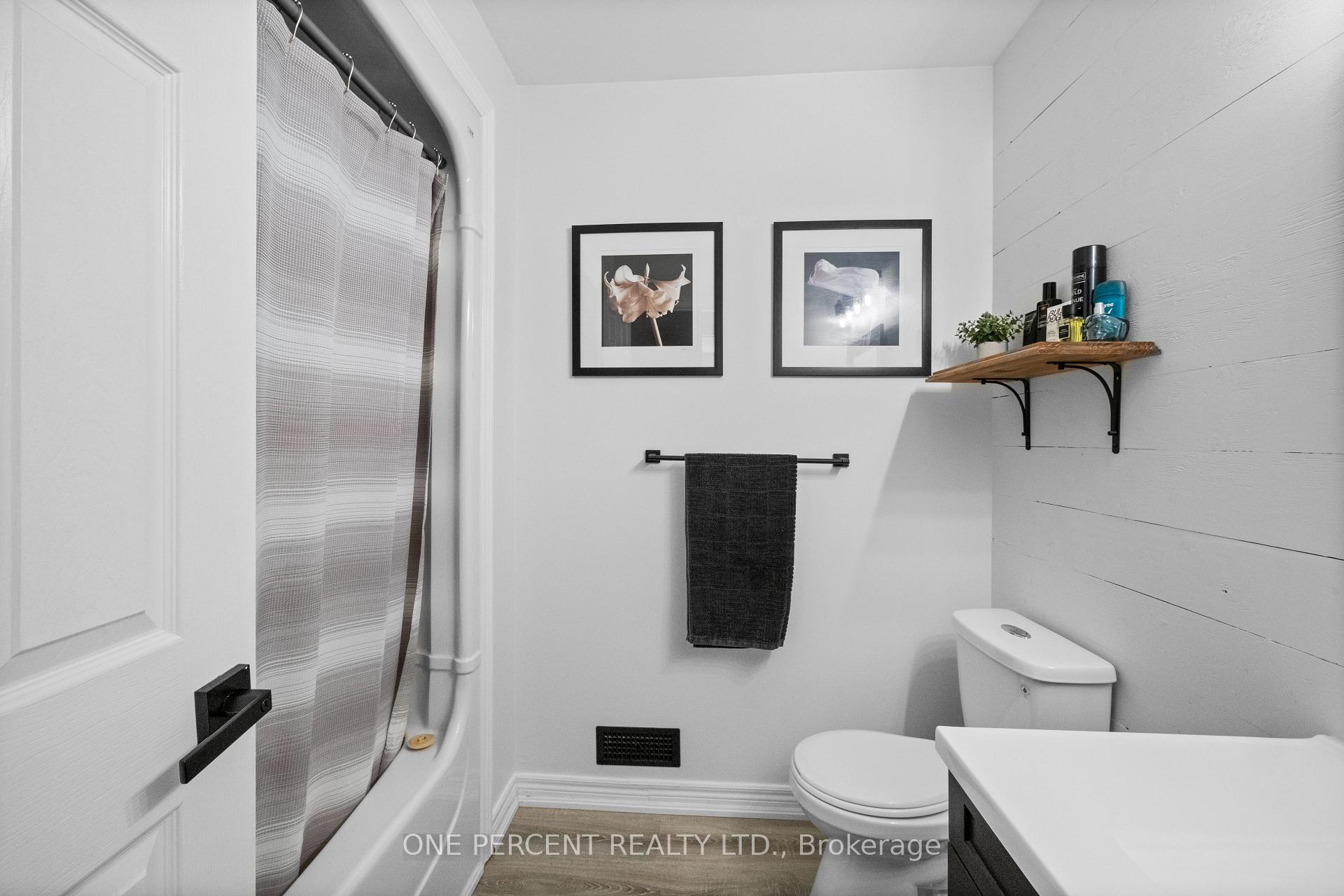 Photo 10 of 63 Donegal Drive, Brantford, Shellard Lane — HOMEH