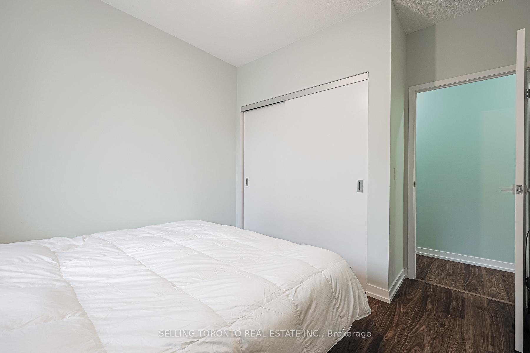 Photo 5 of Unit 603, 89 Dunfield Avenue, Toronto, Mount Pleasant West — HOMEH