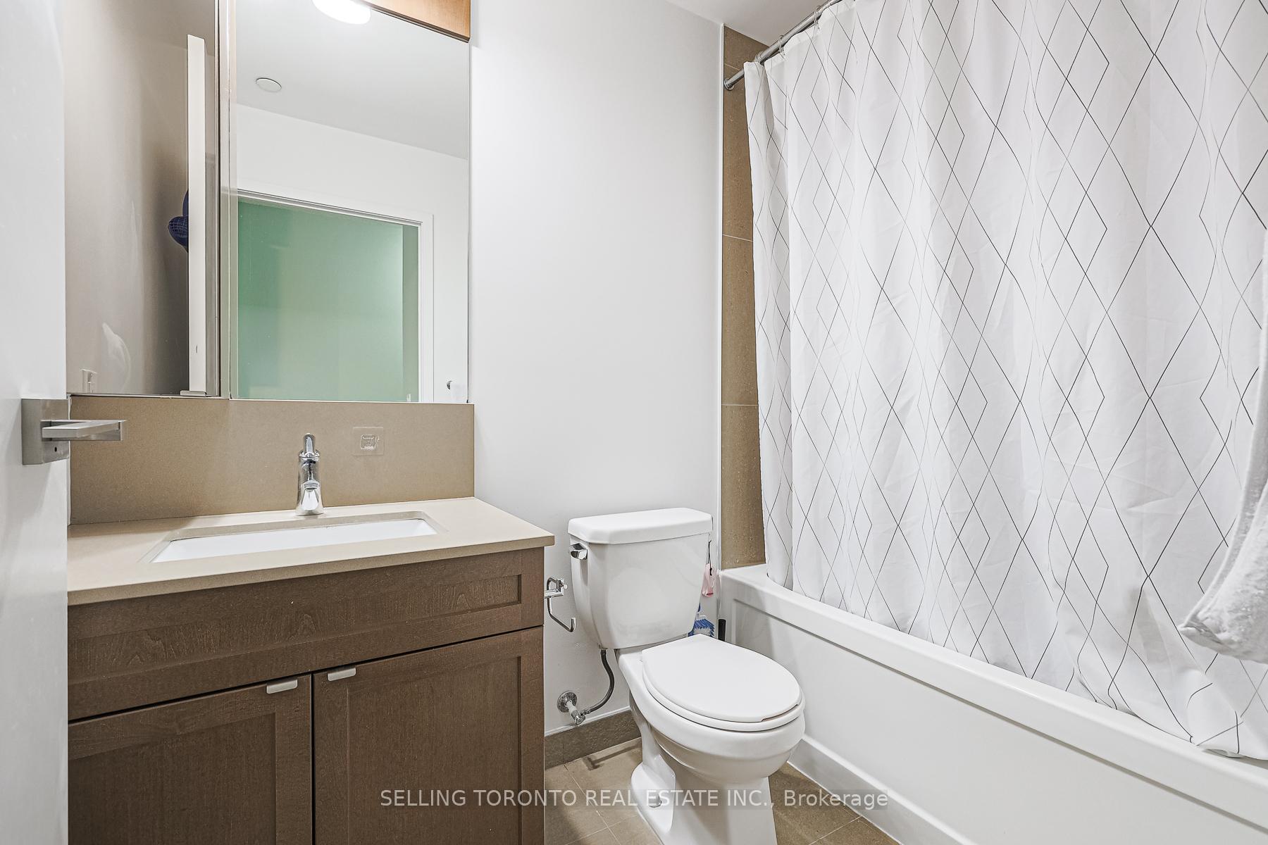 Photo 6 of Unit 603, 89 Dunfield Avenue, Toronto, Mount Pleasant West — HOMEH