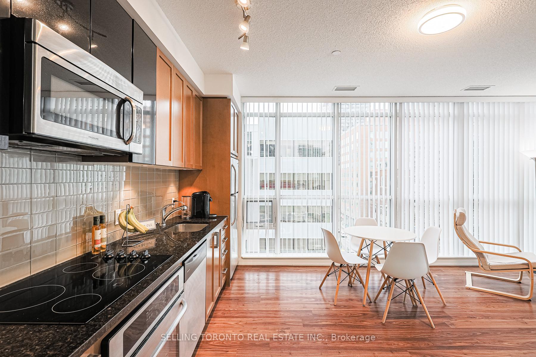 Photo 8 of Unit 603, 89 Dunfield Avenue, Toronto, Mount Pleasant West — HOMEH